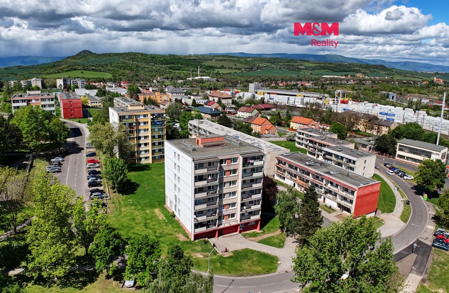 Pronájem bytu 4+1 85 m² - foto 1