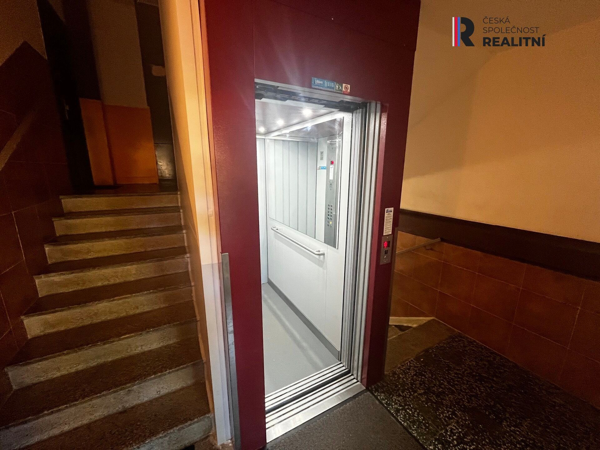 Prodej bytu 4+1 80 m² - foto 11