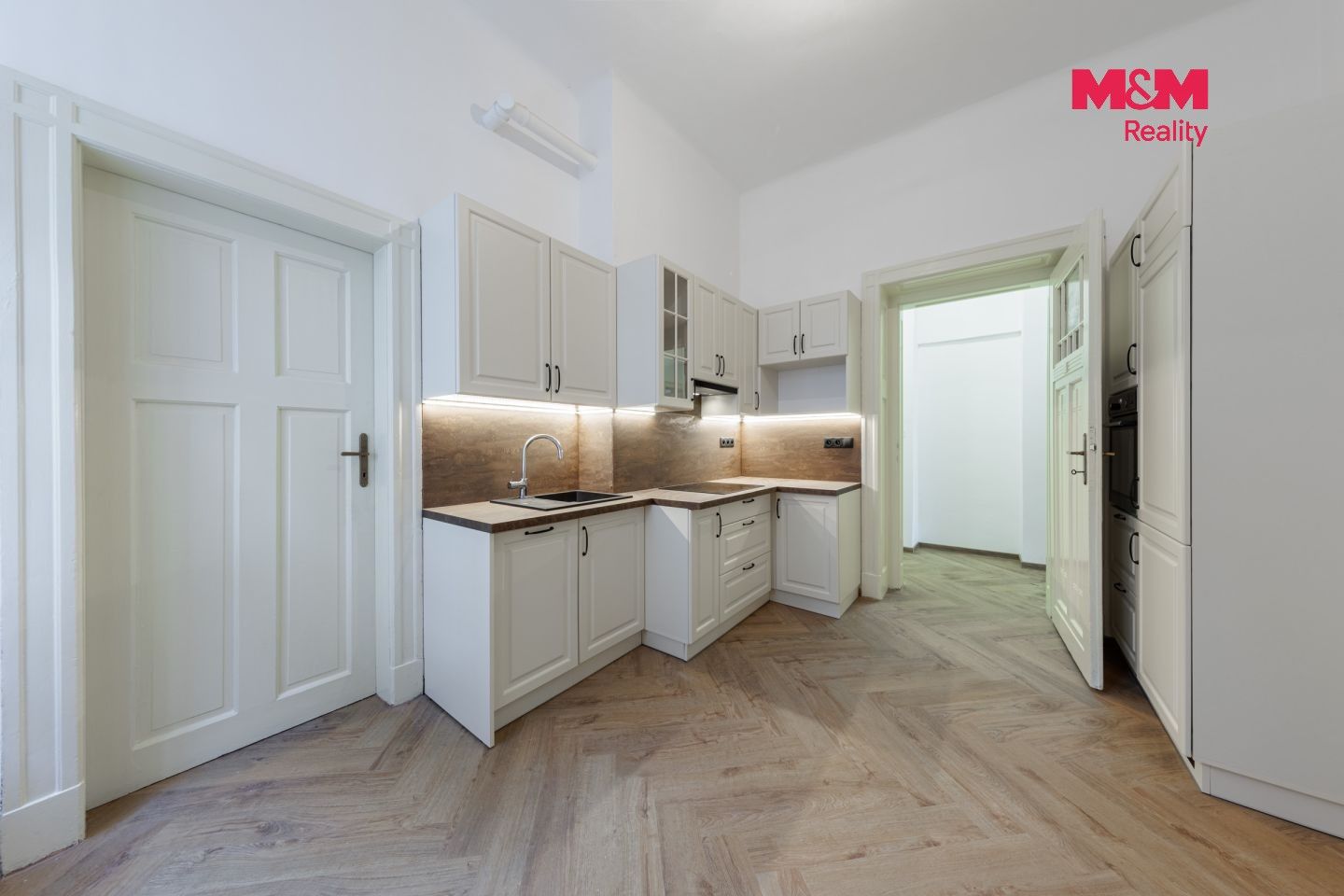 Pronájem bytu 2+1 83 m² - foto 9