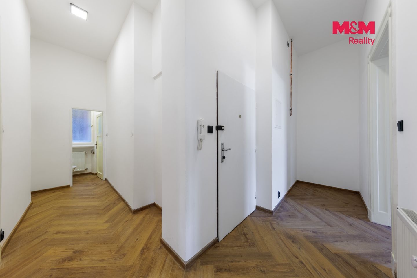Pronájem bytu 2+1 83 m² - foto 12
