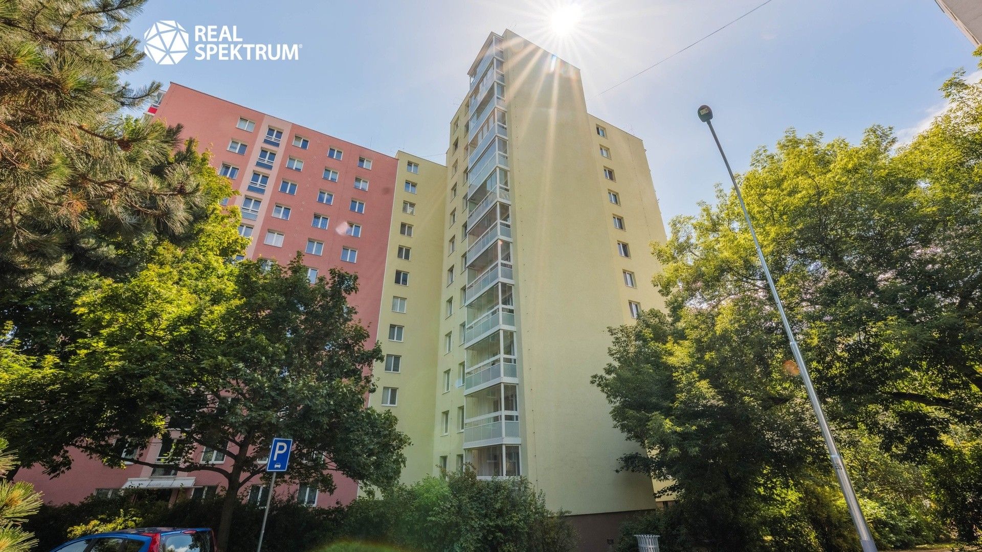 Prodej bytu 3+1 71 m² - foto 1