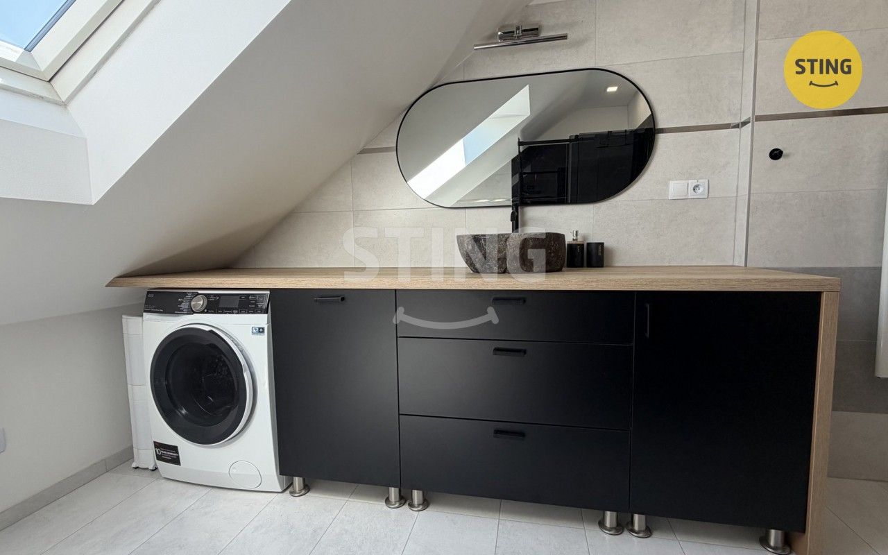 Pronájem bytu 3+kk 79 m² - foto 5