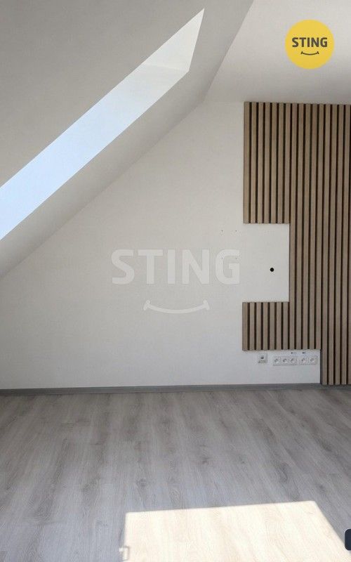 Pronájem bytu 3+kk 79 m² - foto 7