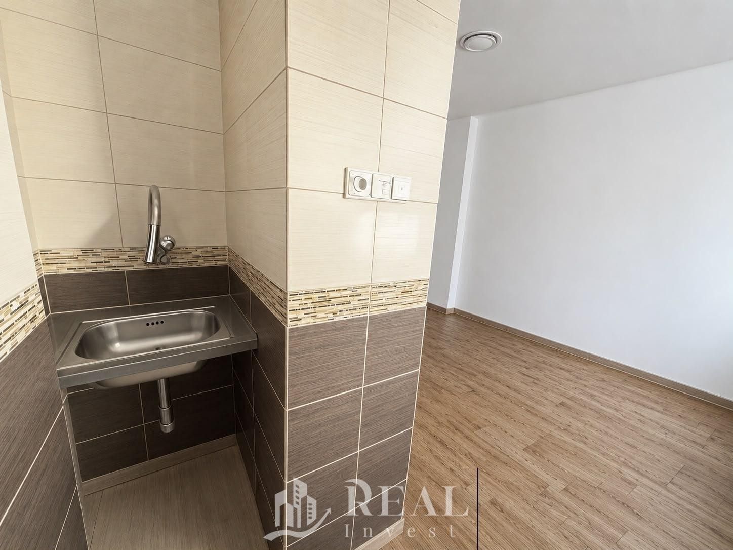 Prodej bytu 1+kk 23 m² - foto 4