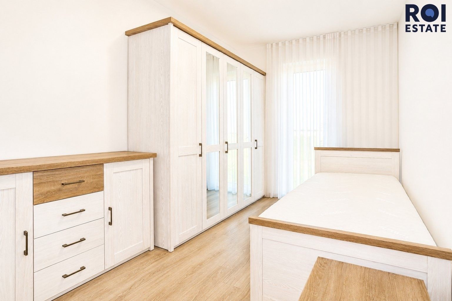 Pronájem bytu 4+kk 125 m² - foto 4