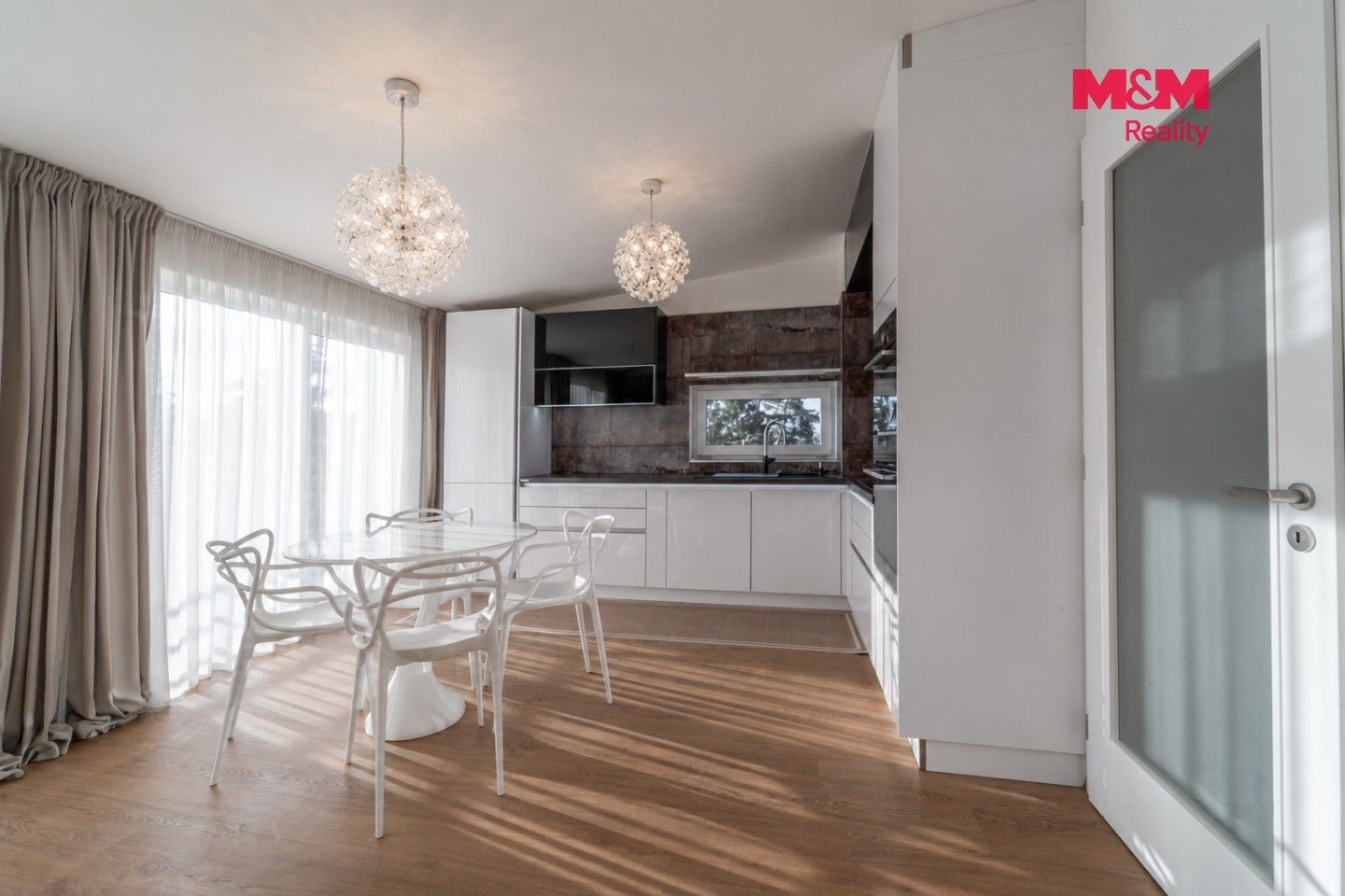 Prodej bytu 5+kk 112 m² - foto 3