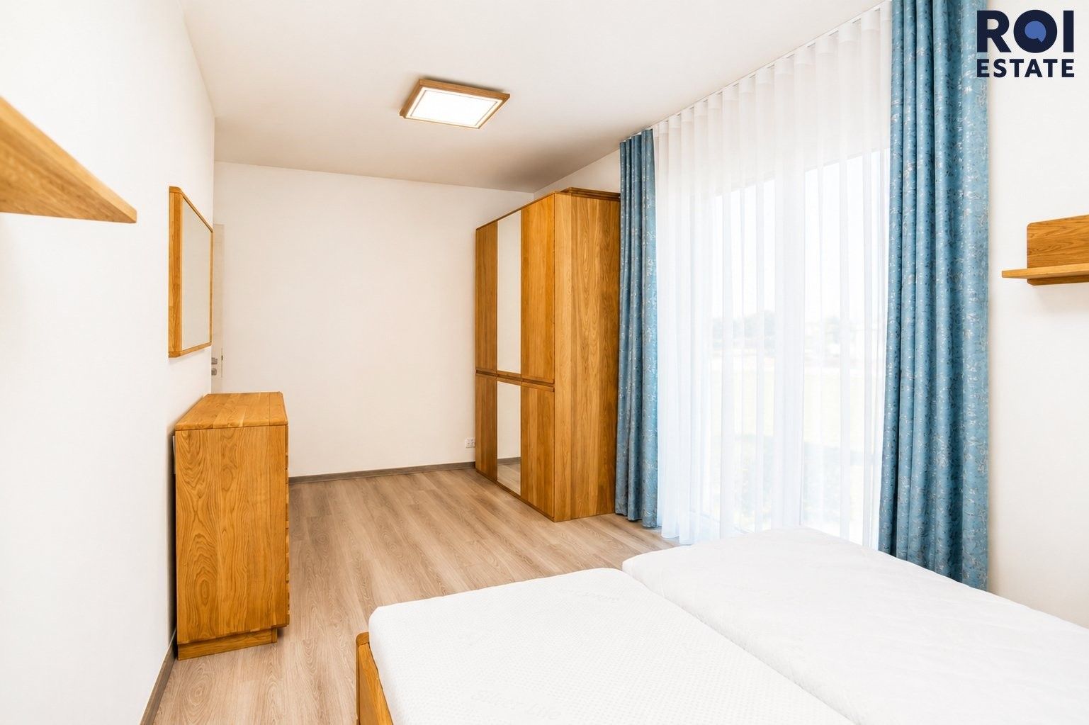Pronájem bytu 4+kk 125 m² - foto 10