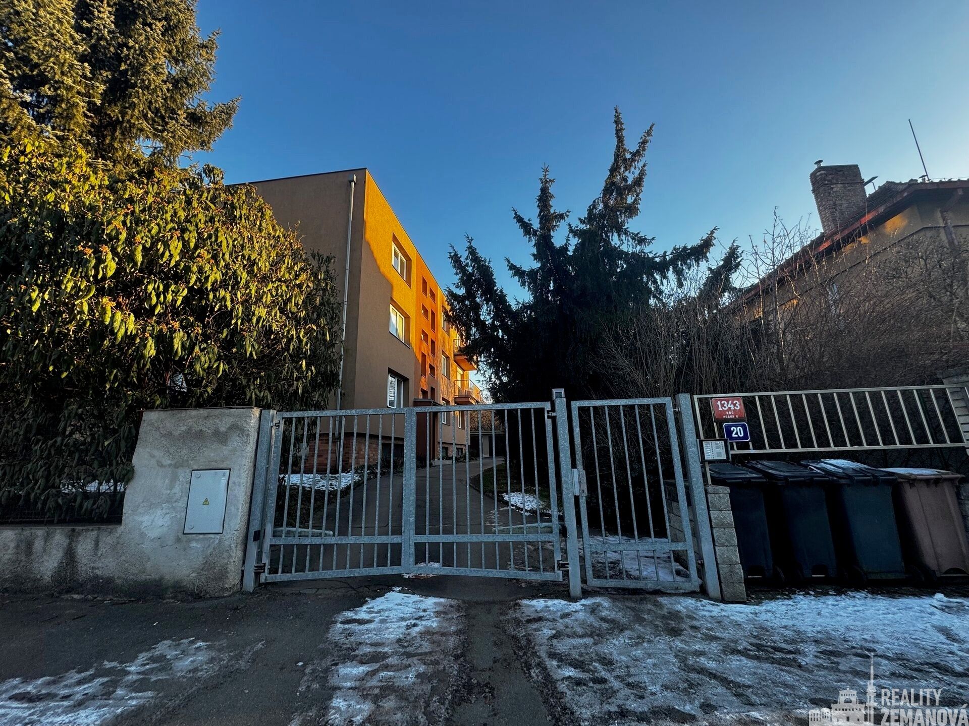 Pronájem bytu 1+1 38 m² - foto 12