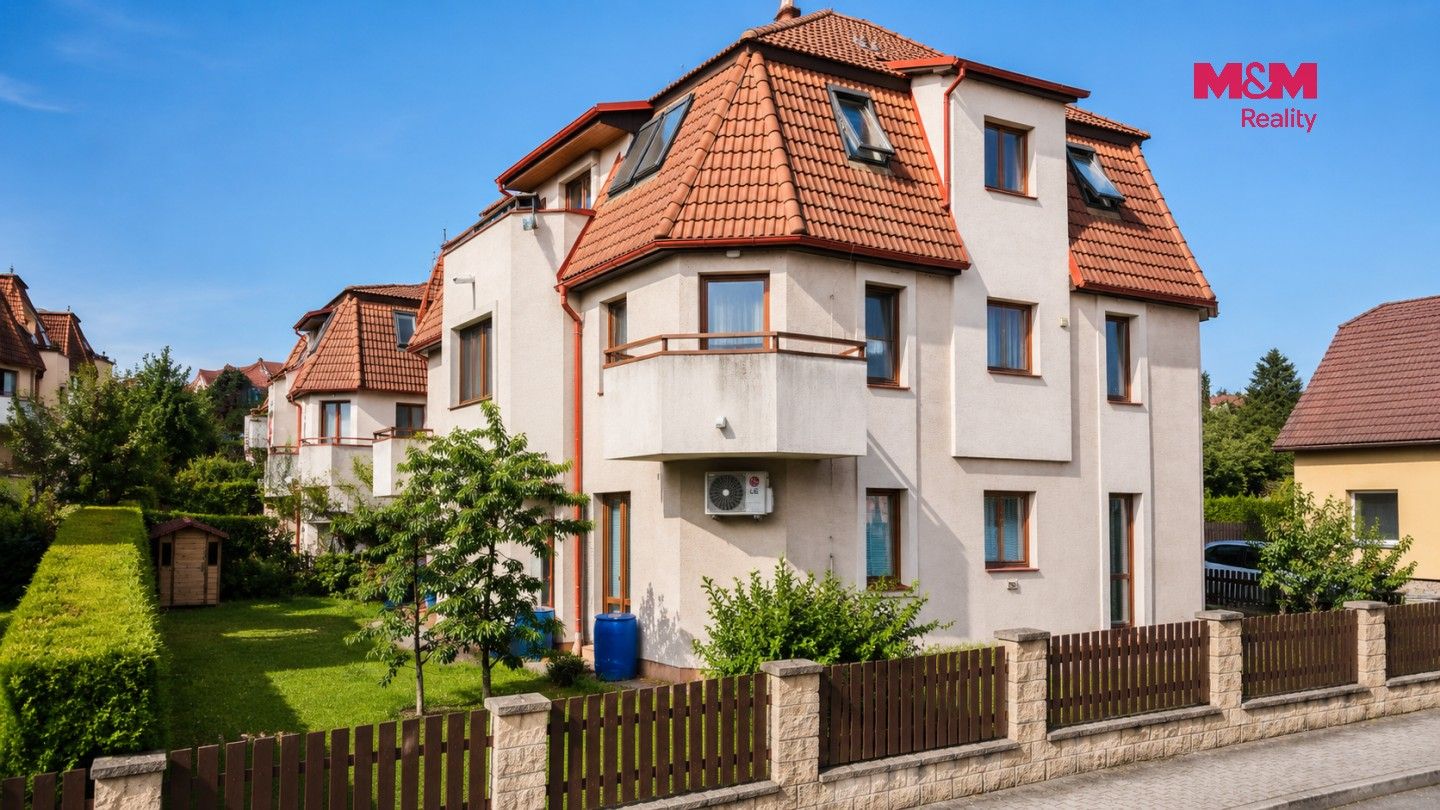 Pronájem bytu 4+kk 104 m² - foto 14