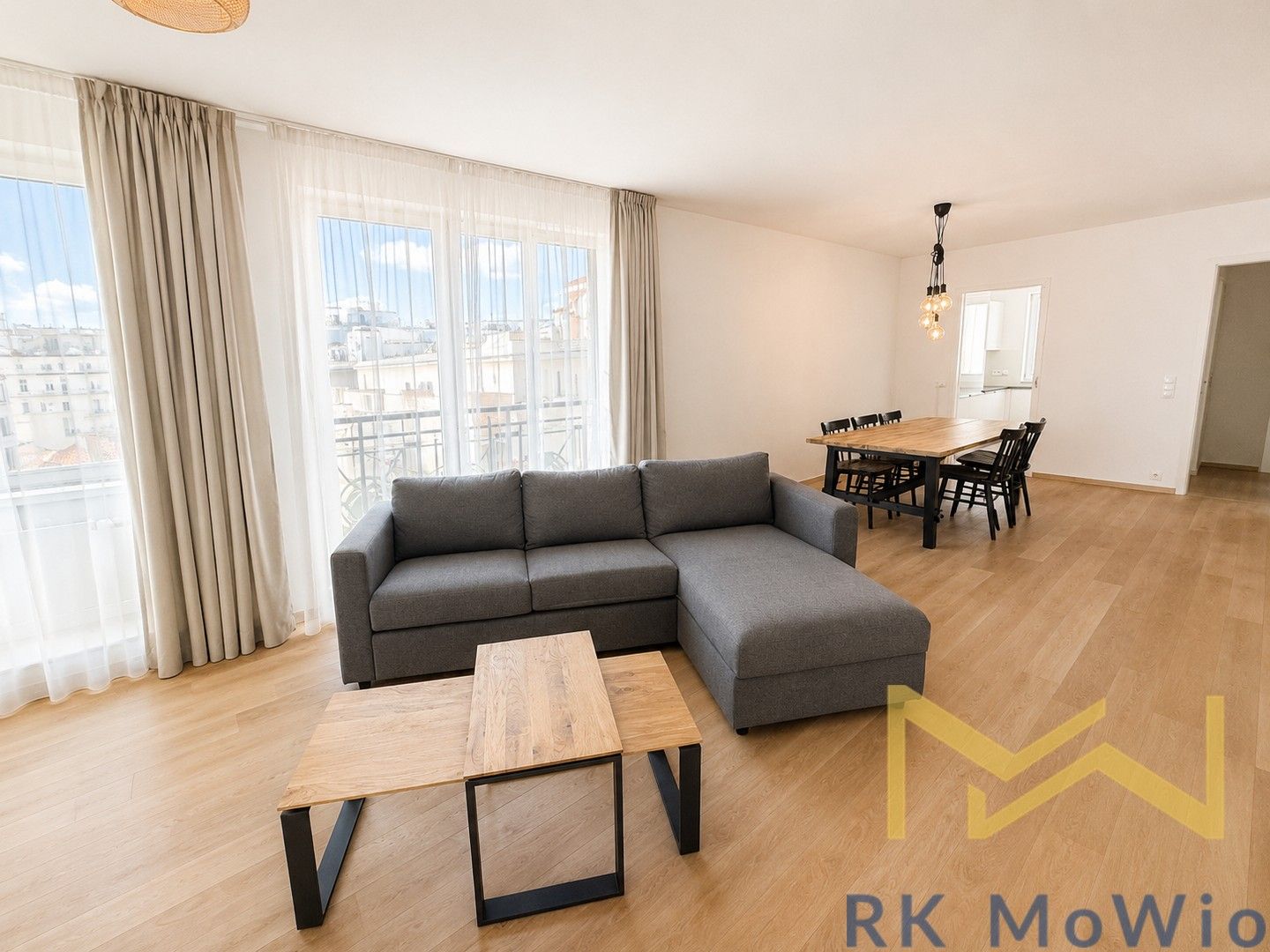 Pronájem bytu 3+kk 100 m² - foto 2