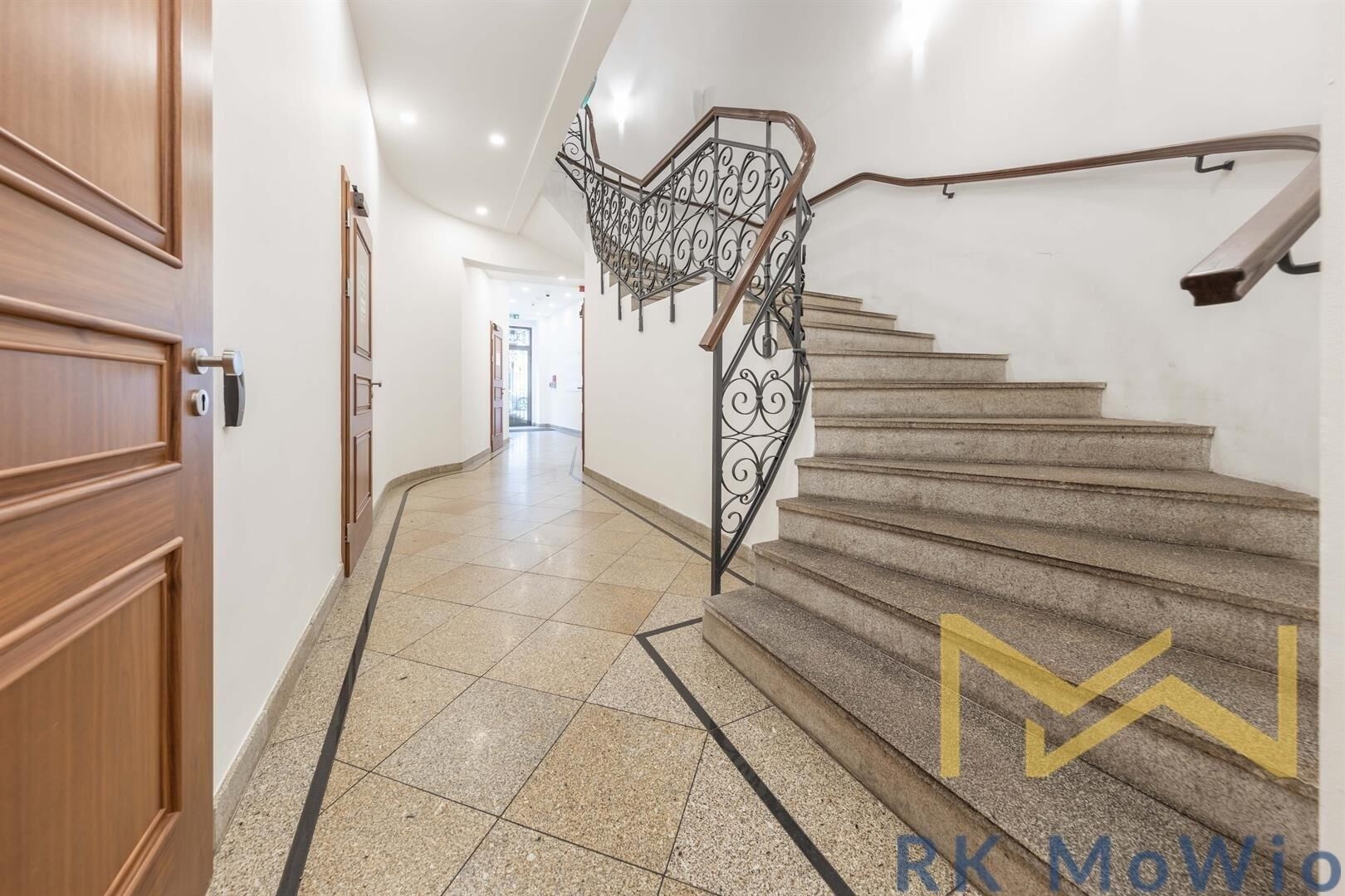 Pronájem bytu 3+kk 100 m² - foto 9