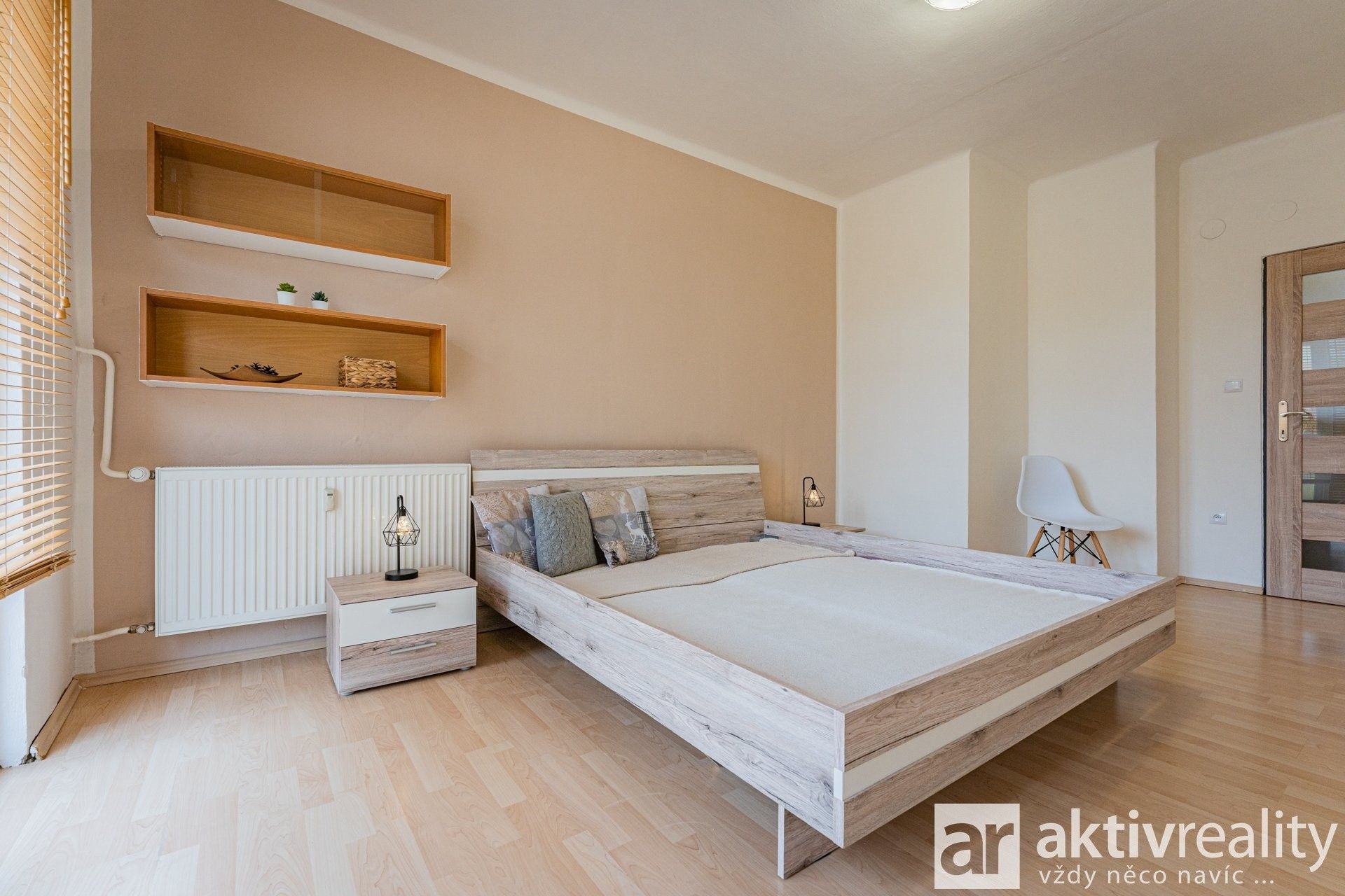 Pronájem bytu 2+1 67 m² - foto 14