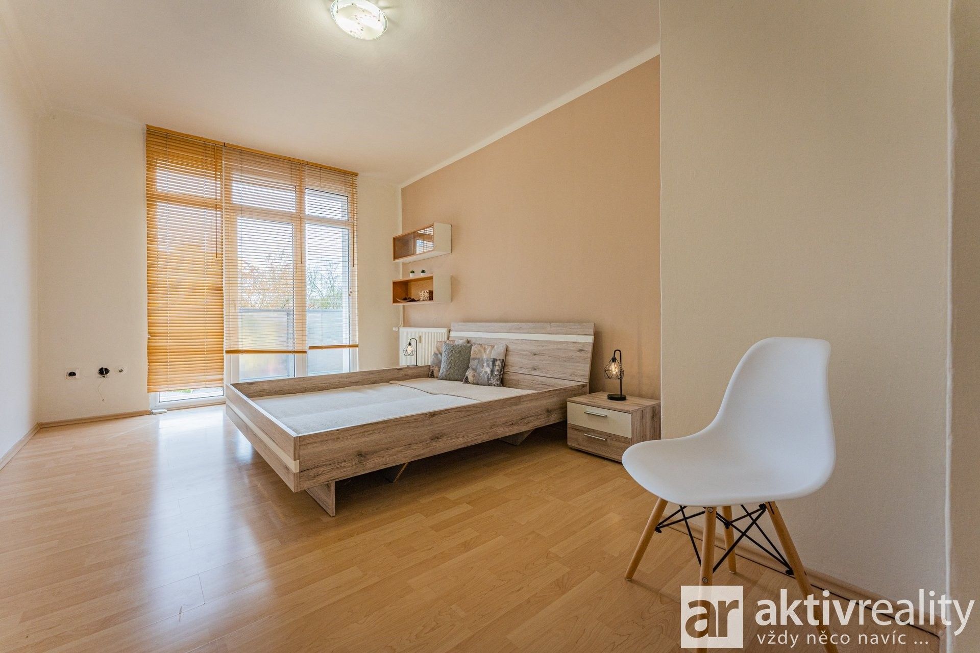 Pronájem bytu 2+1 67 m² - foto 16