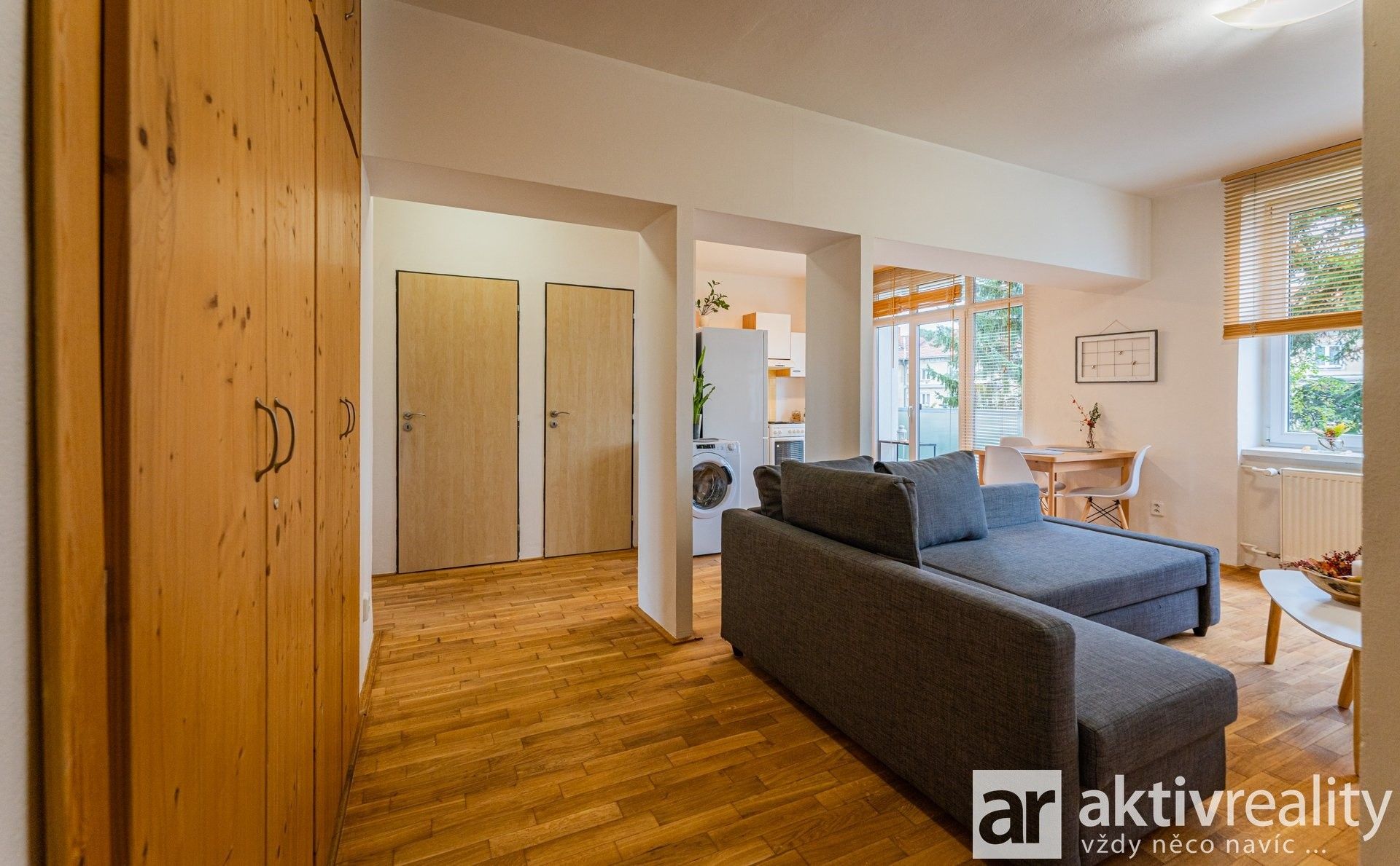 Pronájem bytu 2+1 67 m² - foto 19