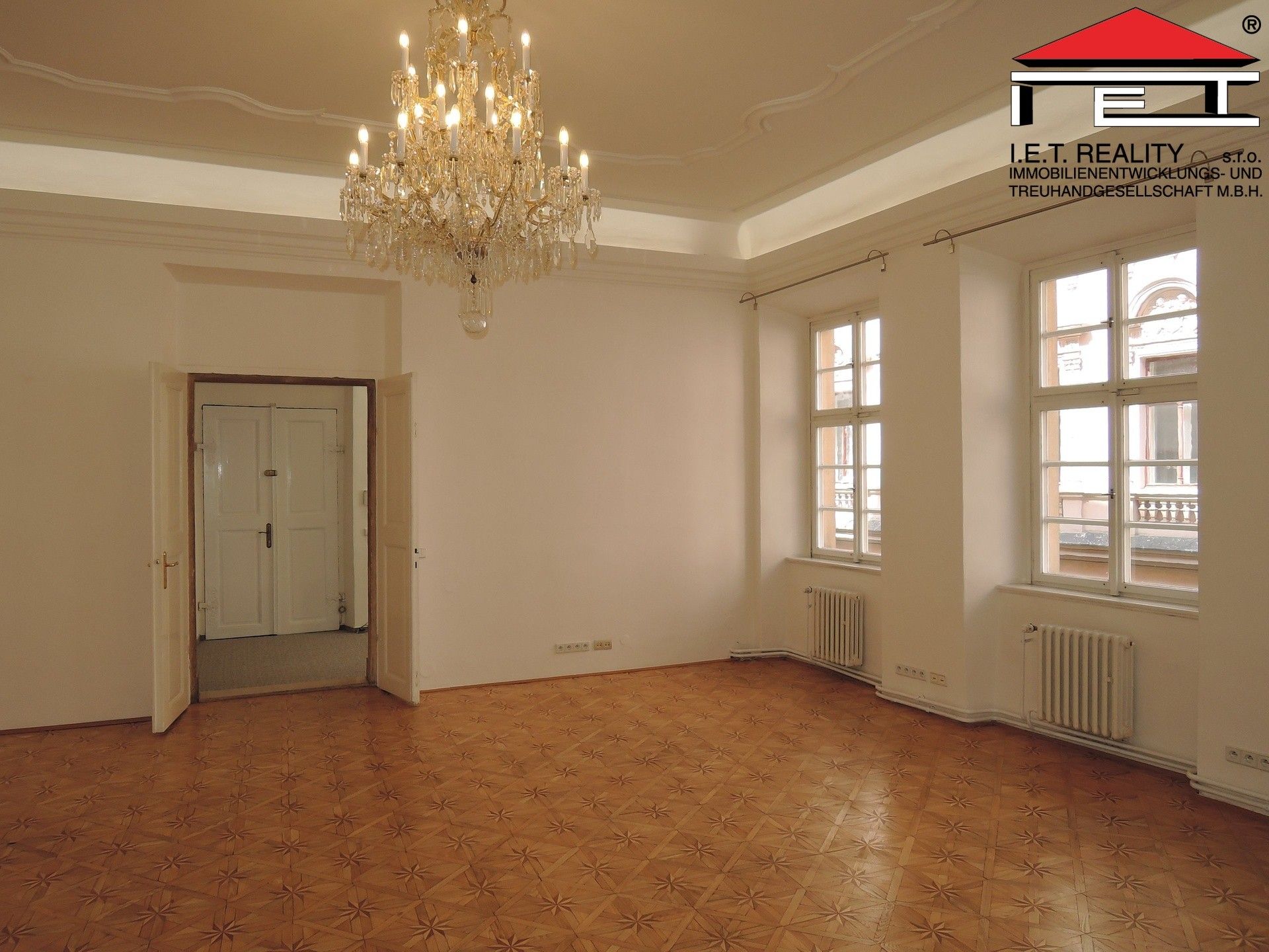 Pronájem komerčního prostoru 114 m² - foto 2
