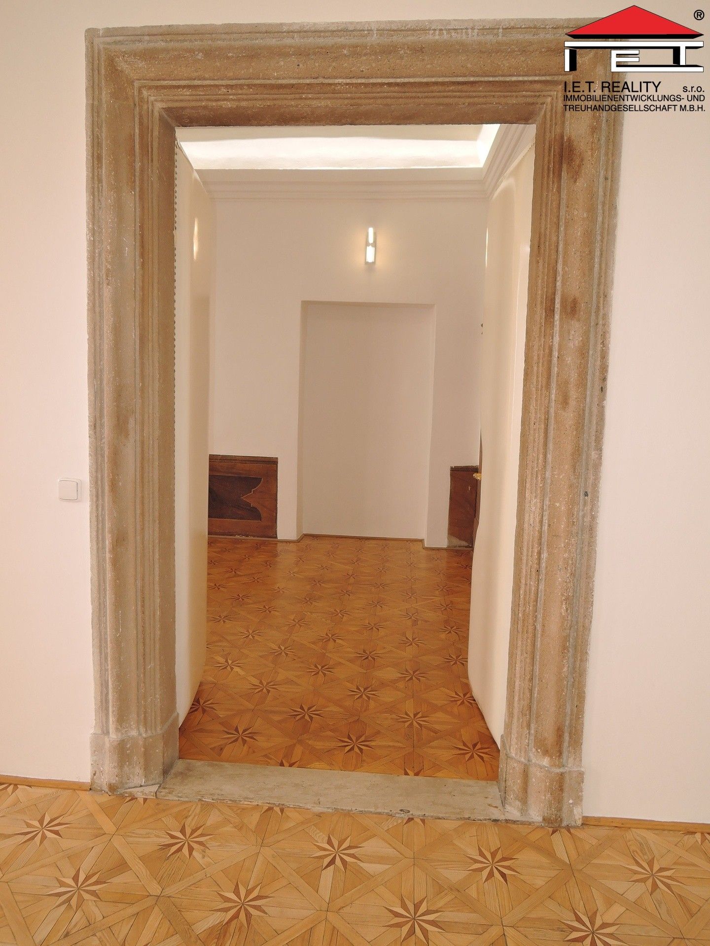 Pronájem komerčního prostoru 114 m² - foto 18