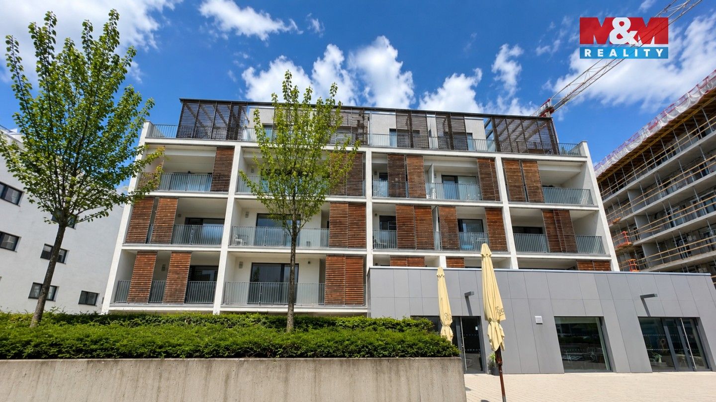 Pronájem bytu 3+kk 80 m² - foto 4