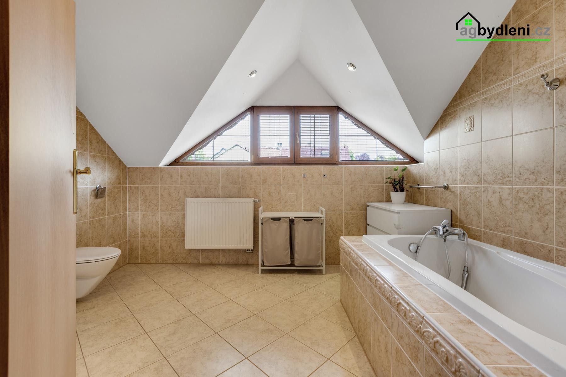 Prodej domu 249 m² - foto 14