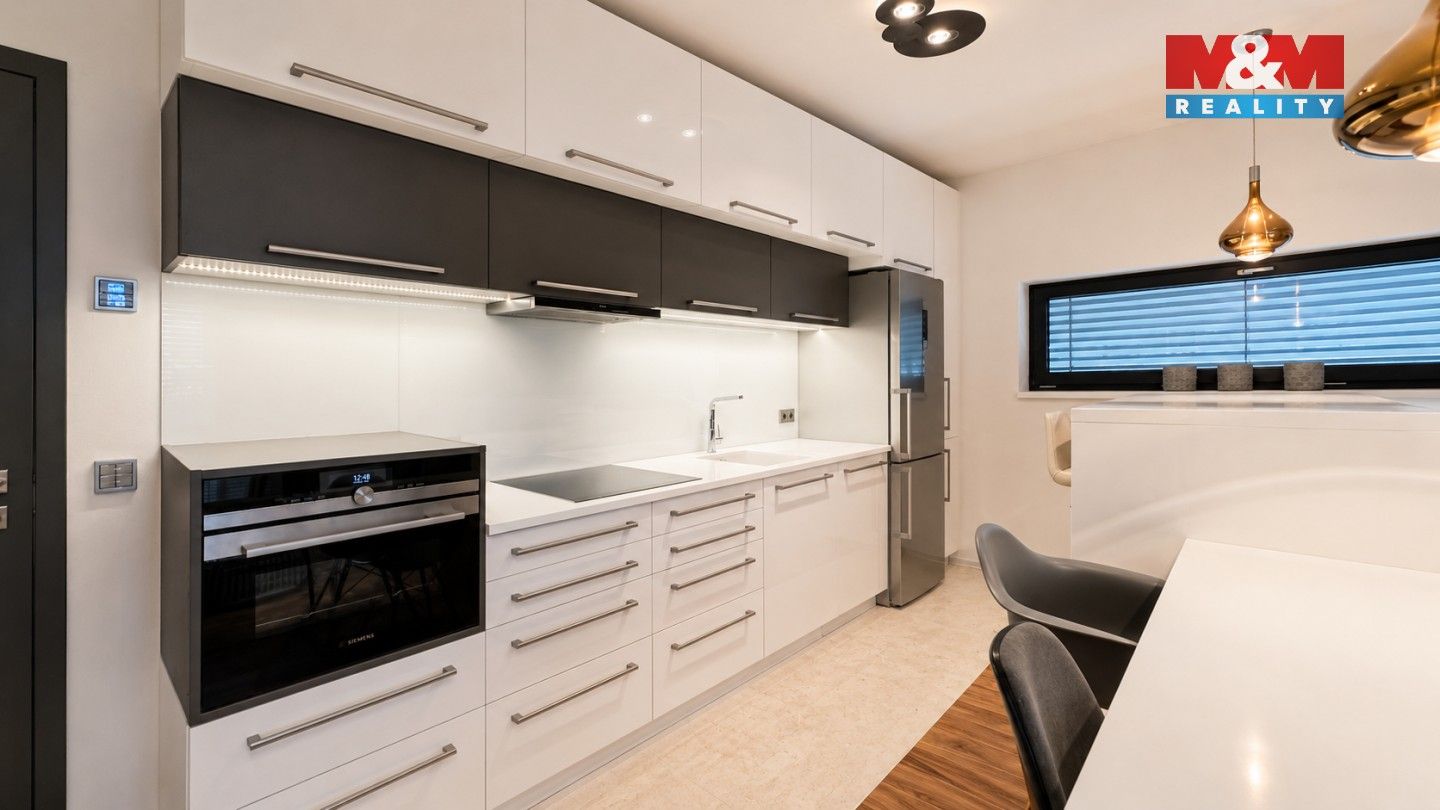 Pronájem bytu 3+kk 80 m² - foto 13