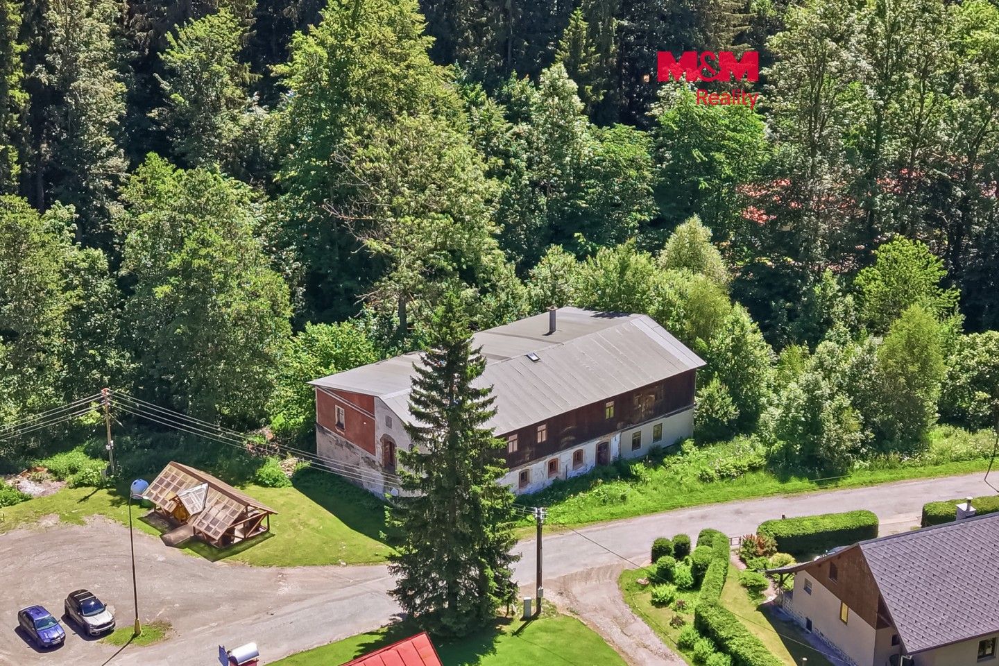 Prodej komerčního prostoru 594 m² - foto 1
