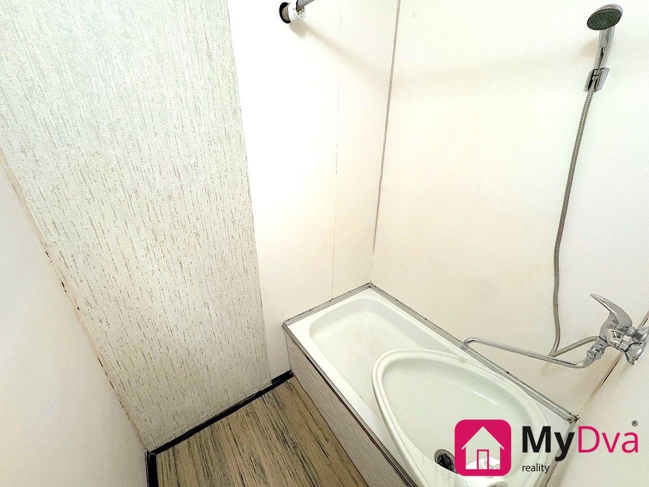Pronájem bytu 2+kk 38 m² - foto 10
