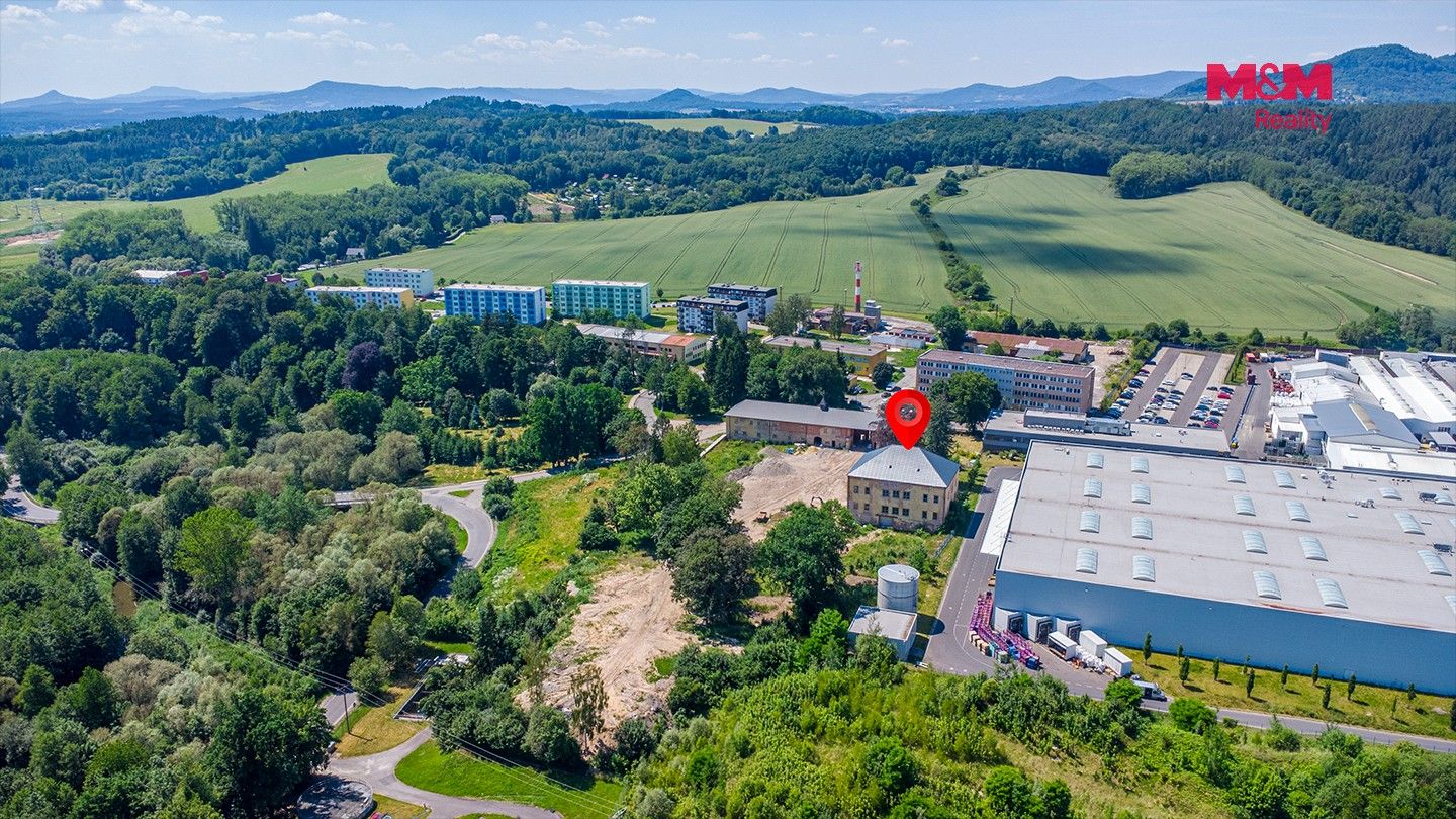 Pronájem komerčního prostoru 800 m² - foto 4