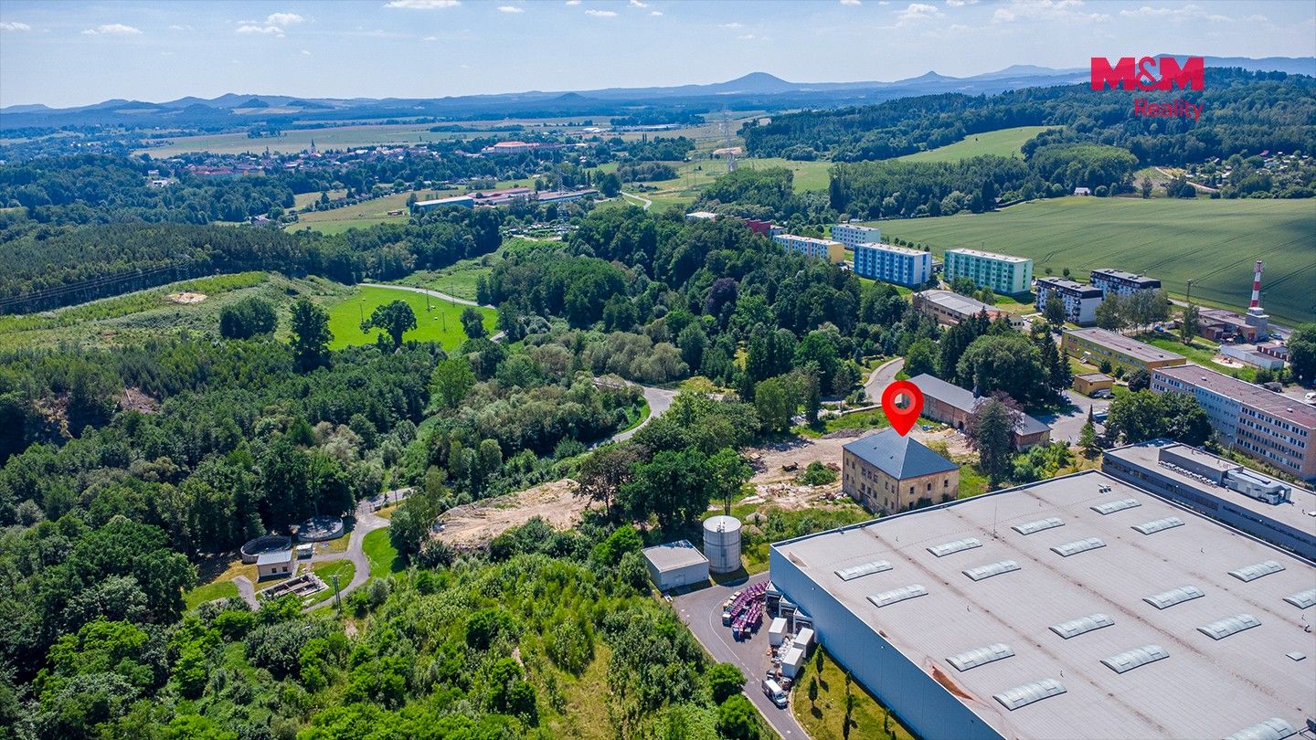 Pronájem komerčního prostoru 800 m² - foto 5