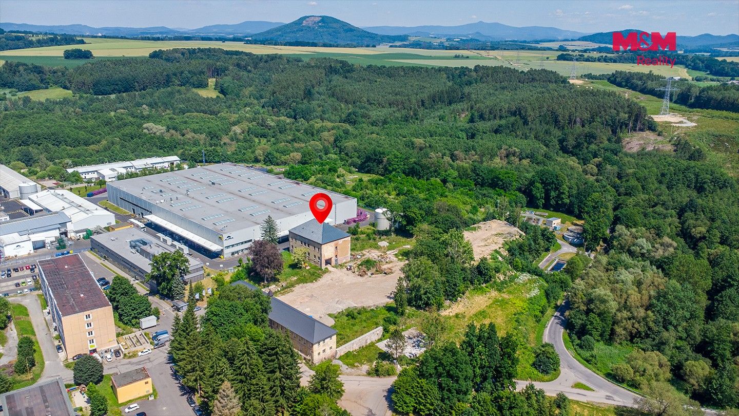 Pronájem komerčního prostoru 800 m² - foto 7