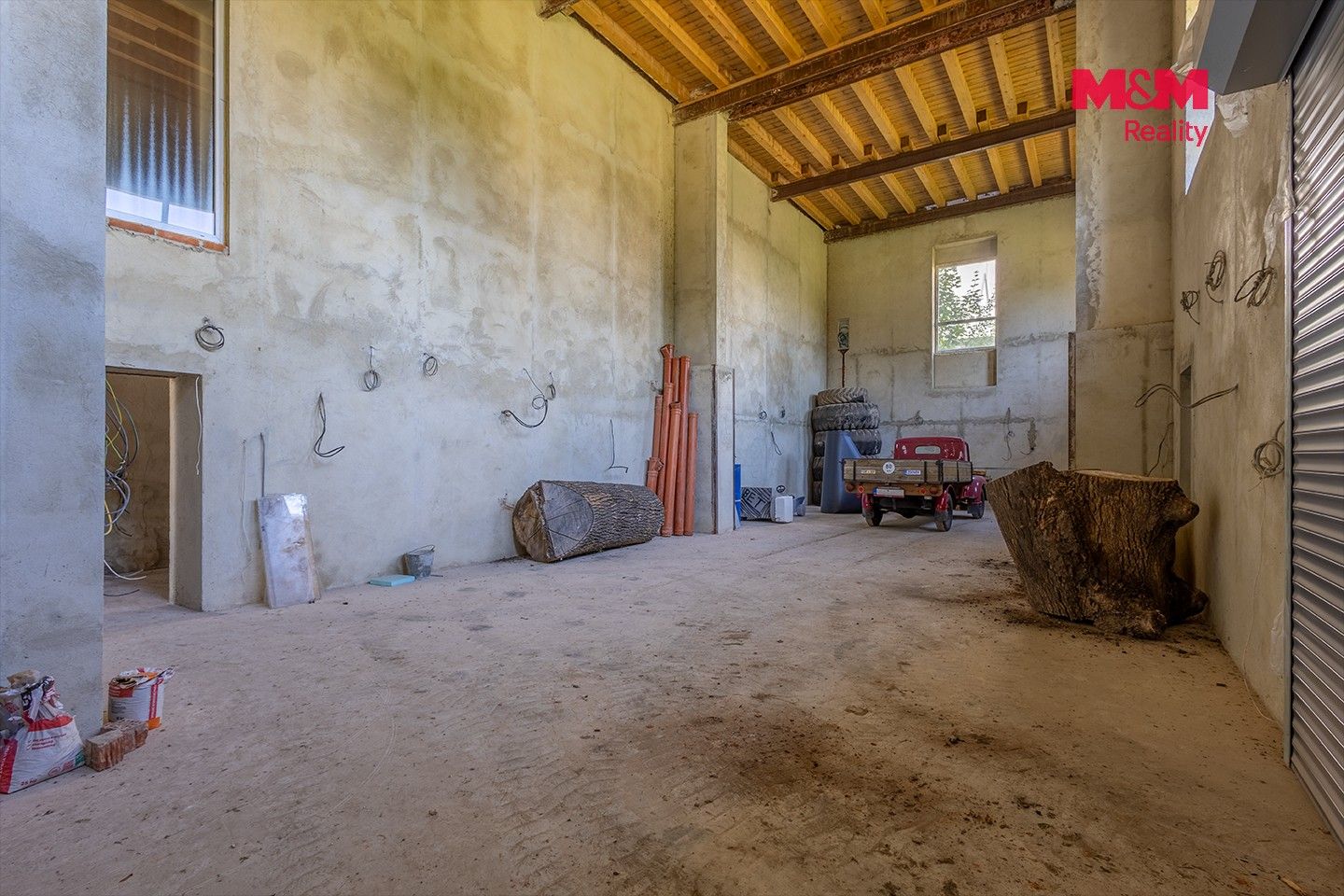 Pronájem komerčního prostoru 800 m² - foto 16