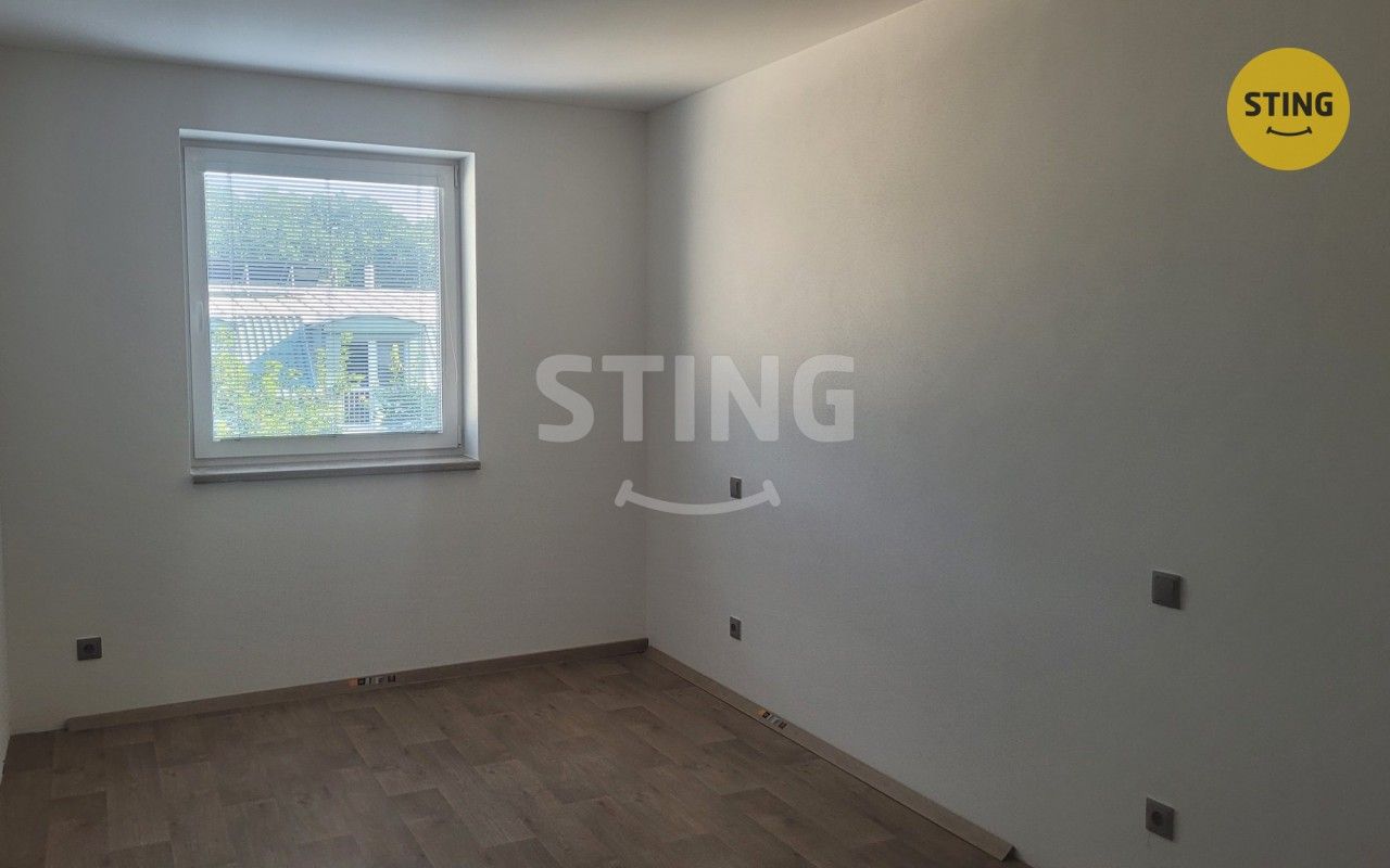 Pronájem bytu 3+kk 80 m² - foto 10