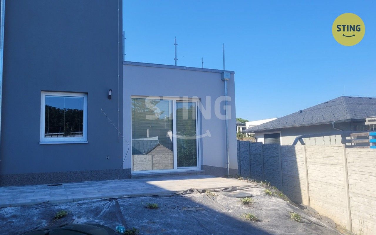 Pronájem bytu 3+kk 80 m² - foto 13