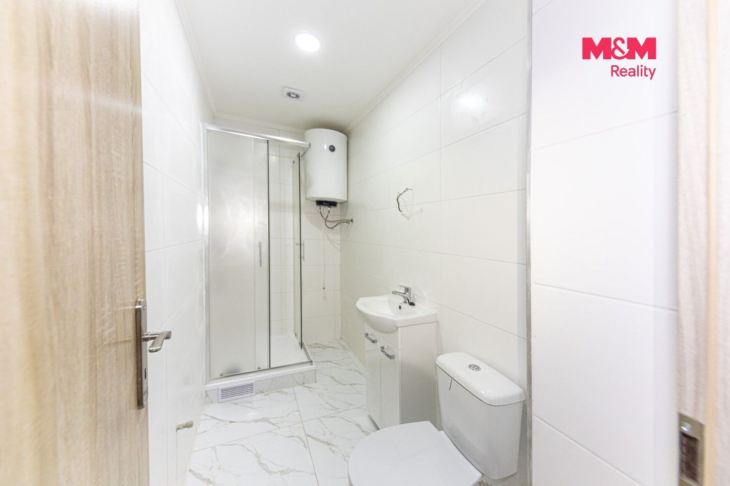 Pronájem bytu 1+kk 20 m² - foto 4
