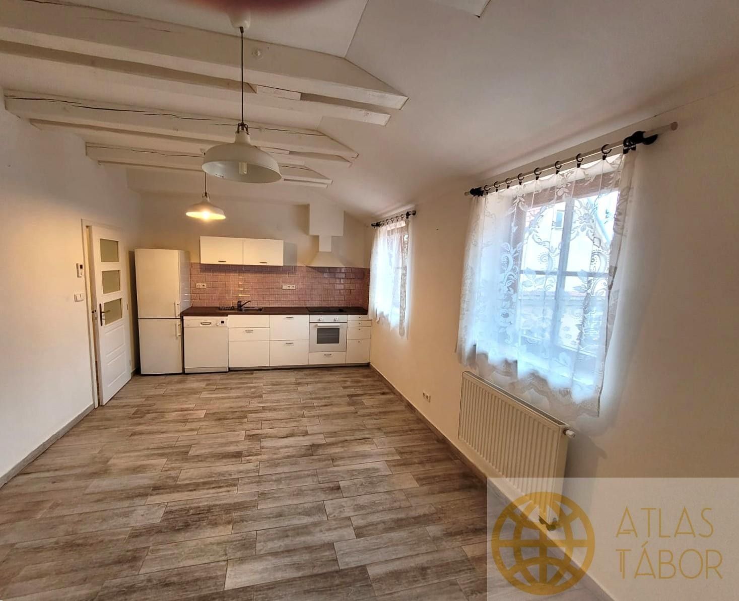Pronájem bytu 2+kk 46 m² - foto 4