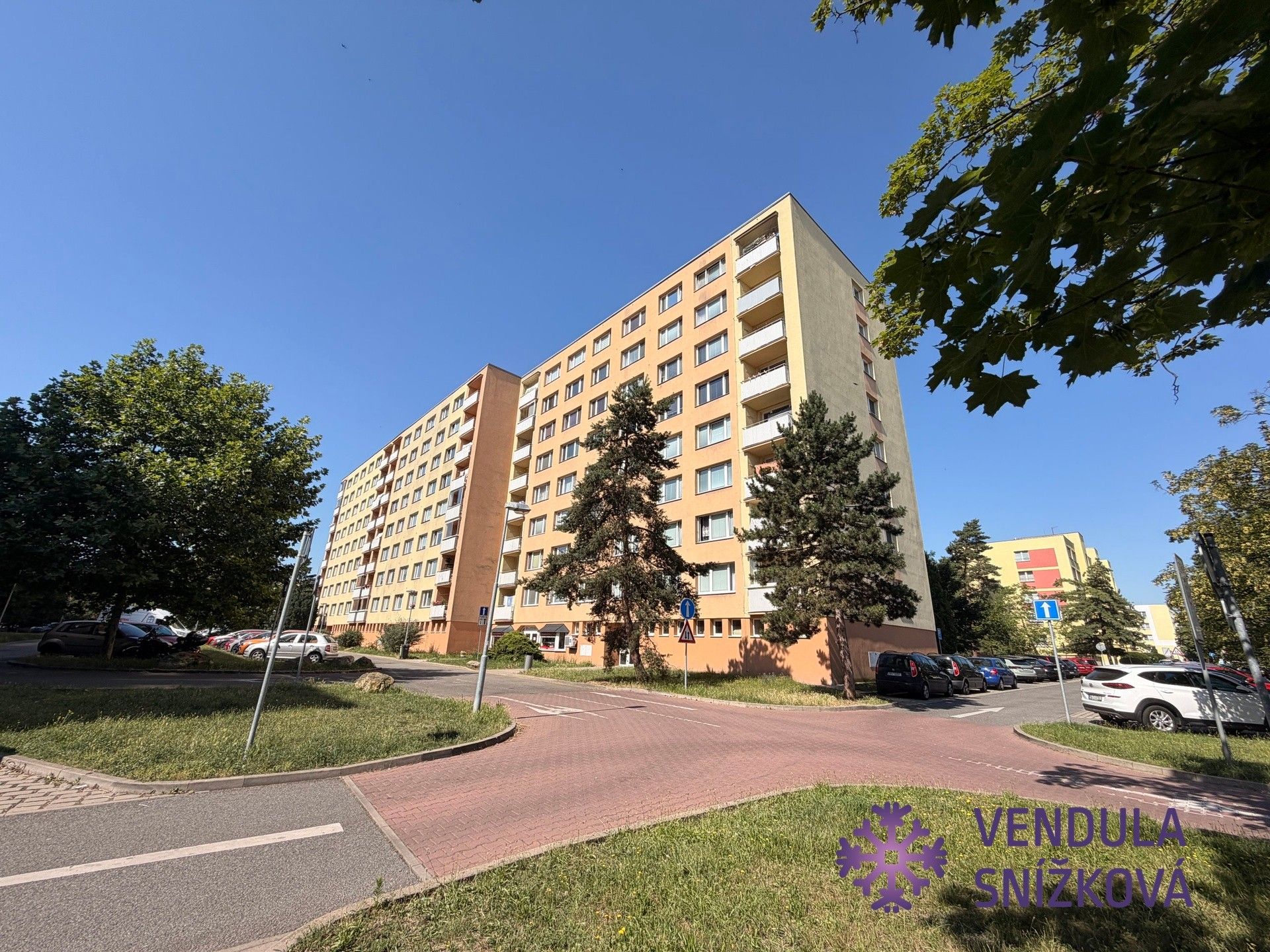 Prodej bytu 2+1 64 m² - foto 1