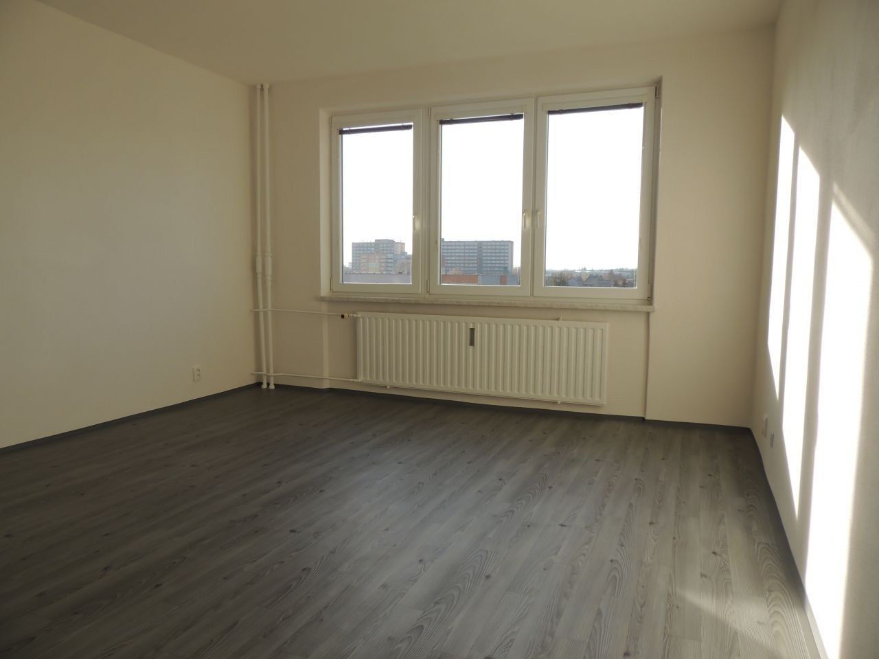 Pronájem bytu 2+1 60 m² - foto 7