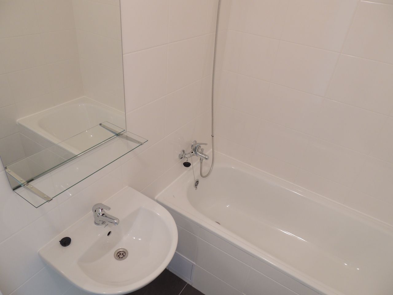 Pronájem bytu 2+1 60 m² - foto 11
