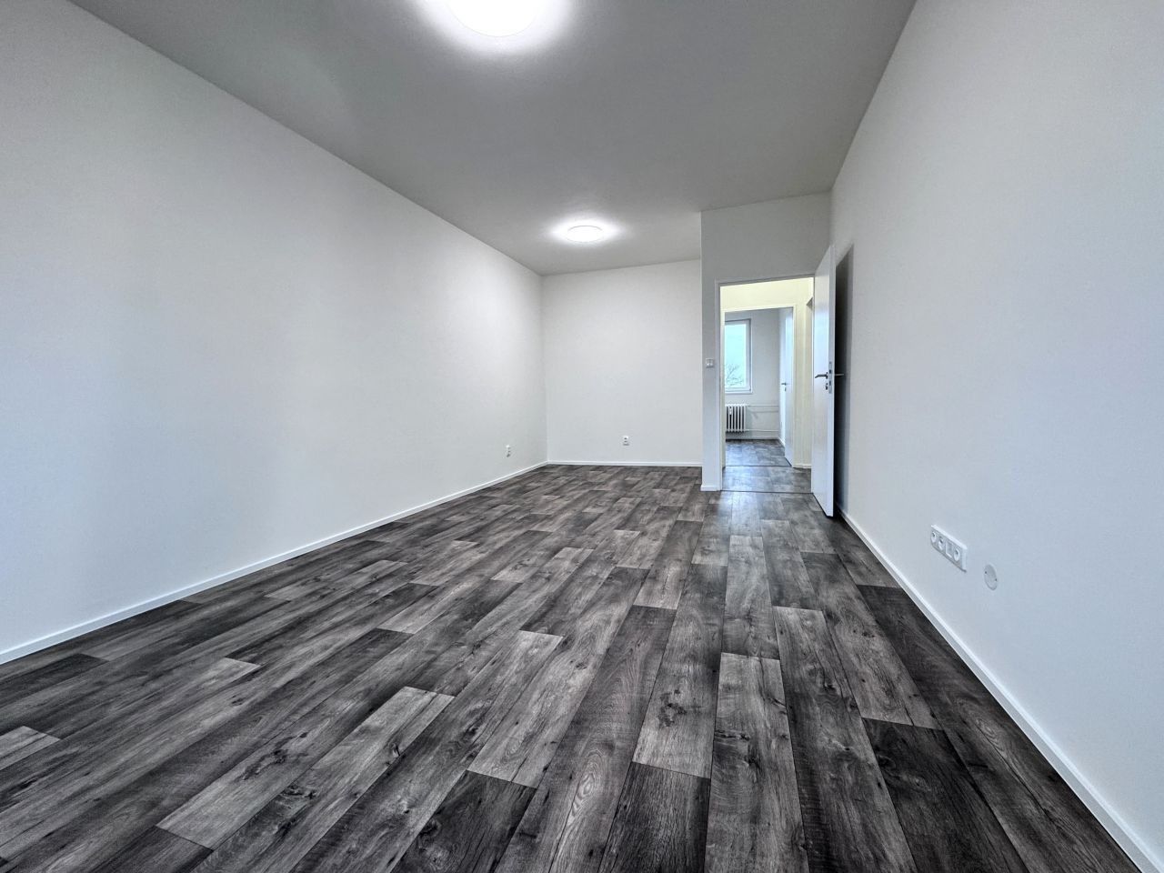 Pronájem bytu 2+1 55 m² - foto 11