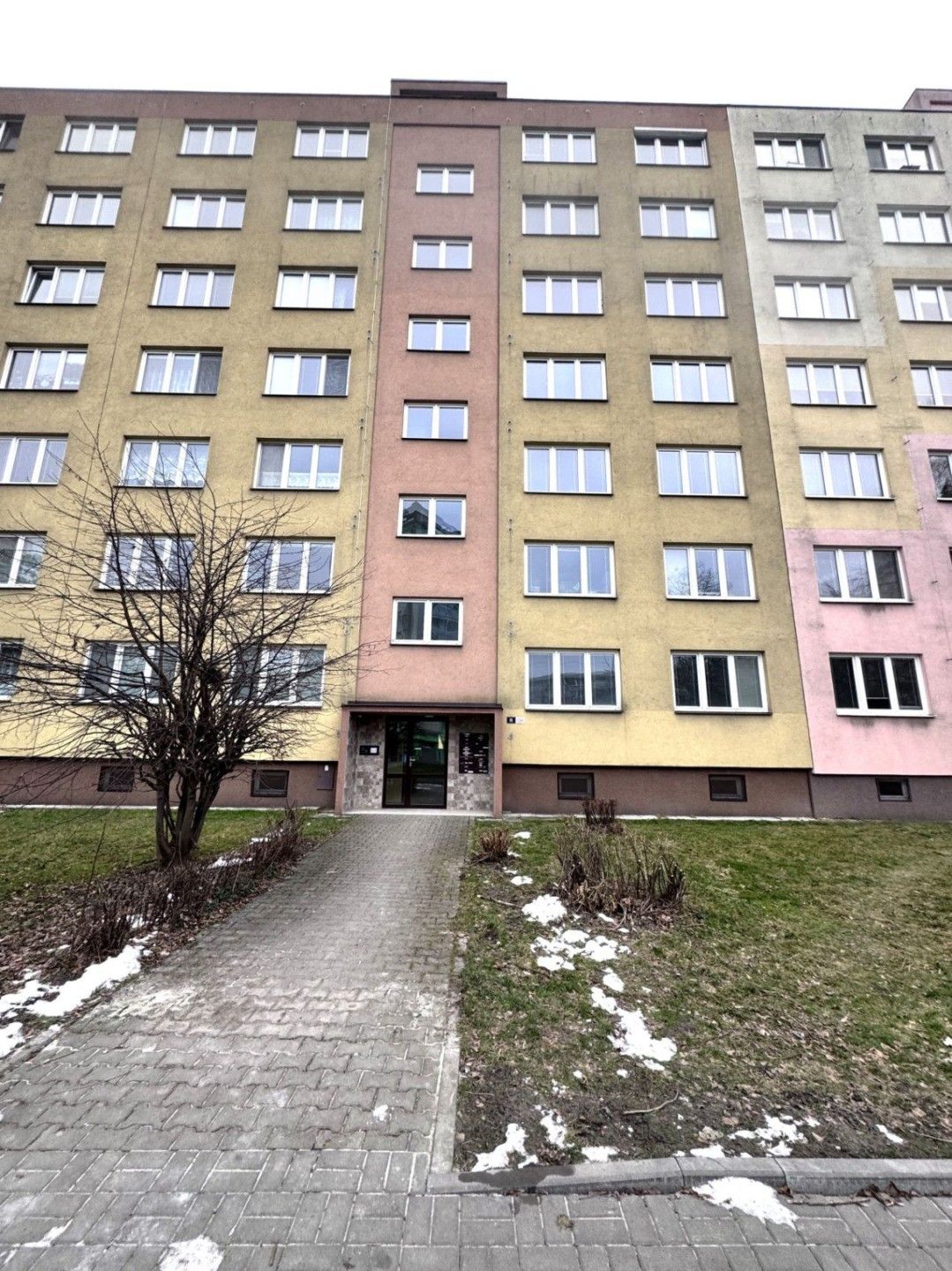 Pronájem bytu 2+1 55 m² - foto 17