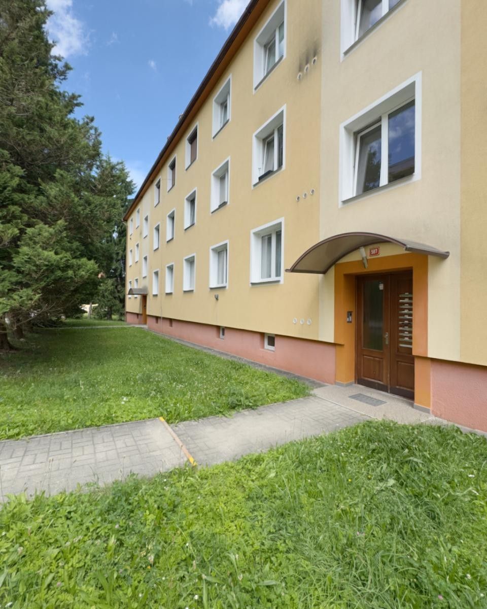 Prodej bytu 1+kk 32 m² - foto 1