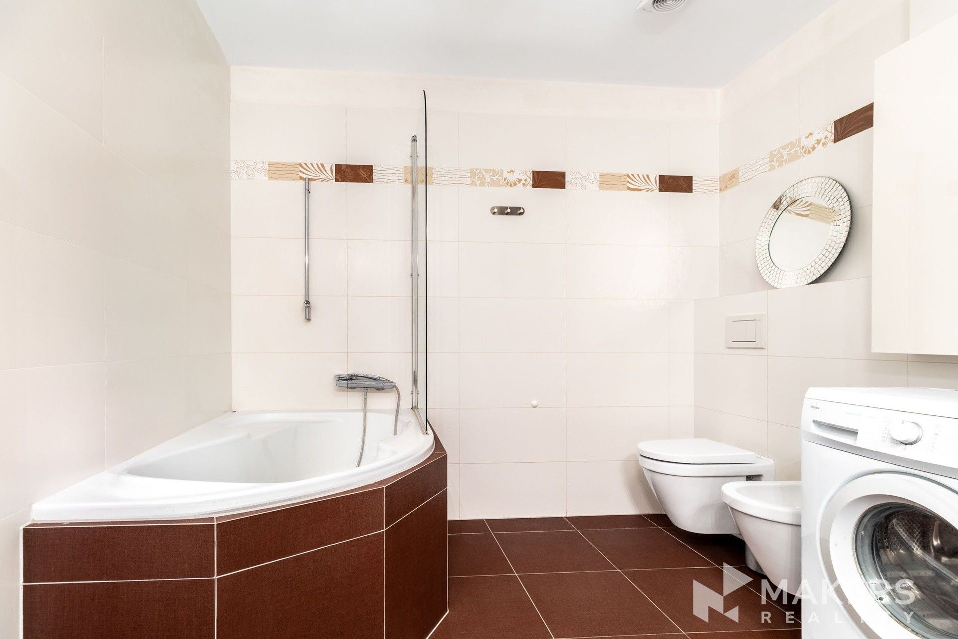 Pronájem bytu 3+kk 100 m² - foto 10