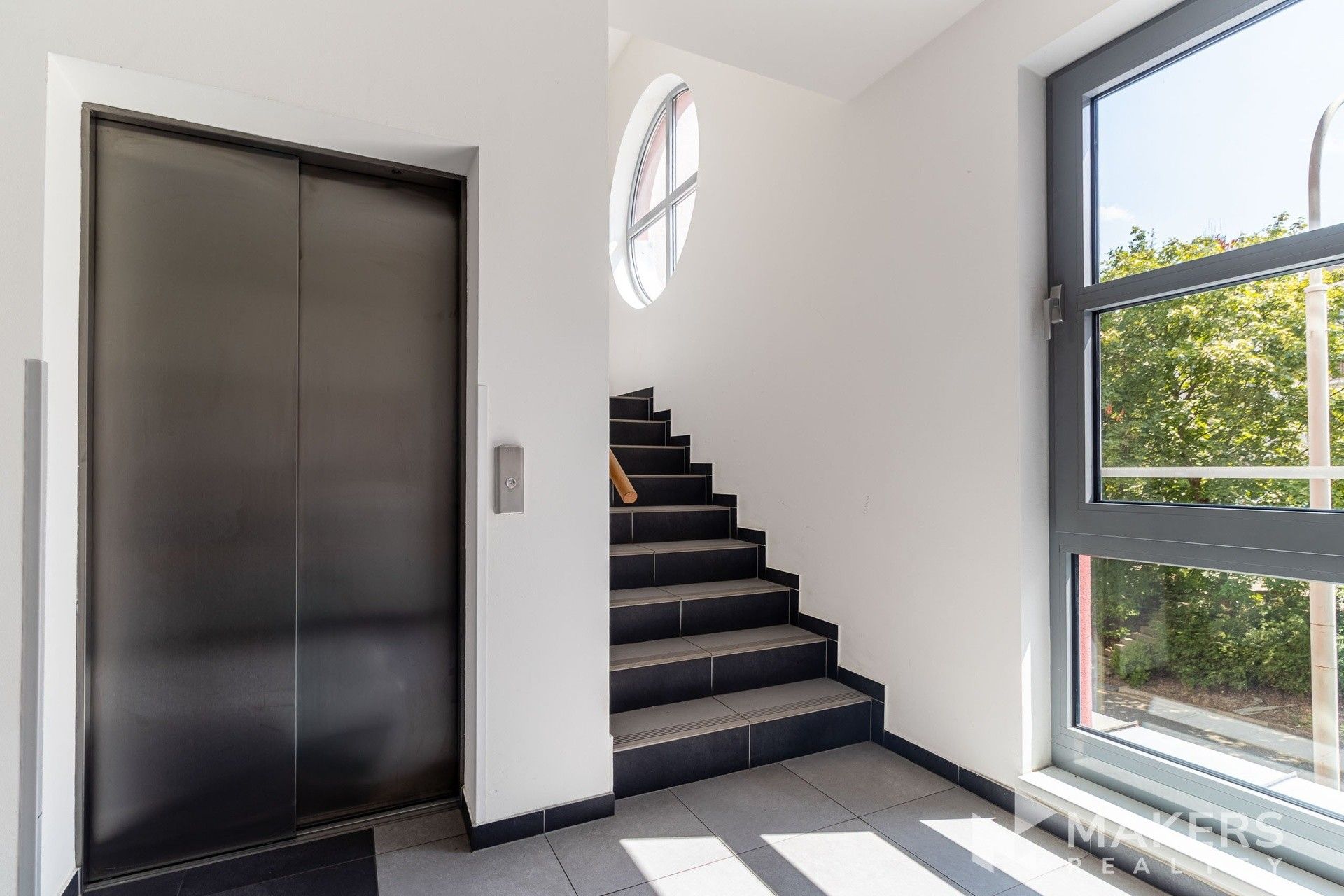 Pronájem bytu 3+kk 100 m² - foto 18