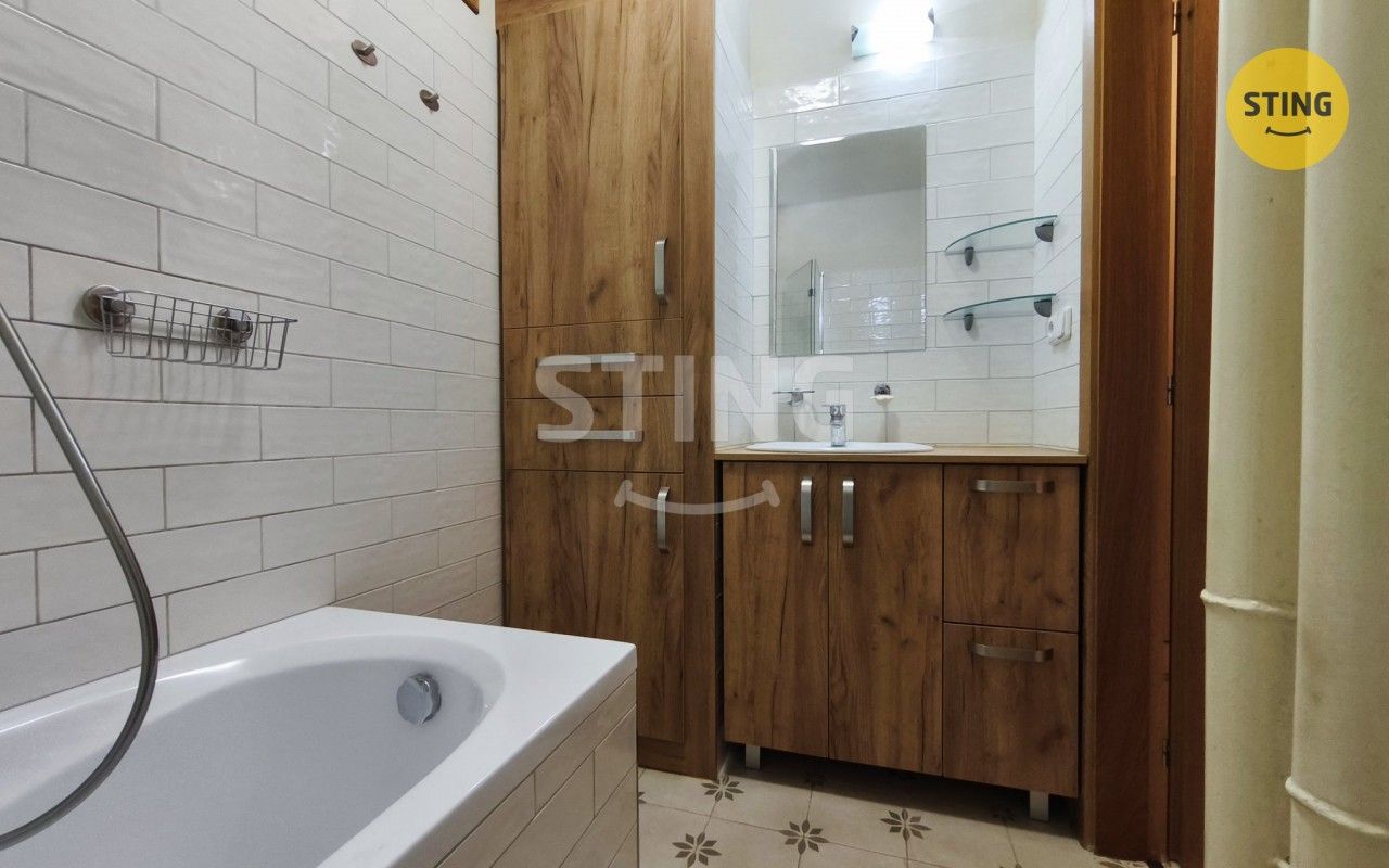 Pronájem bytu 2+kk 59 m² - foto 9