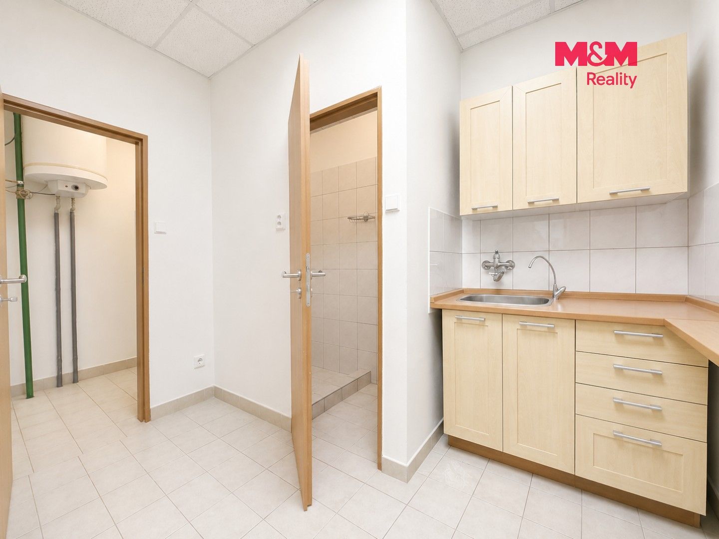 Pronájem komerčního prostoru 50 m² - foto 2