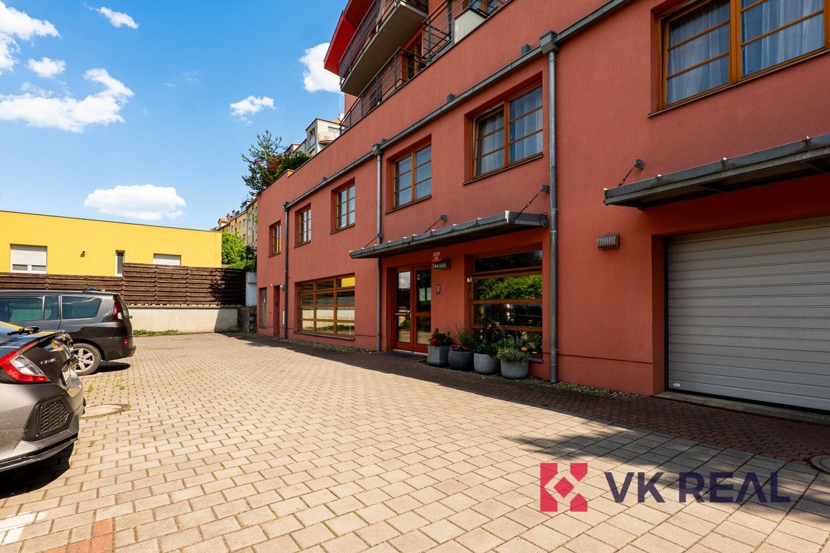 Prodej bytu 2+kk 63 m² - foto 3