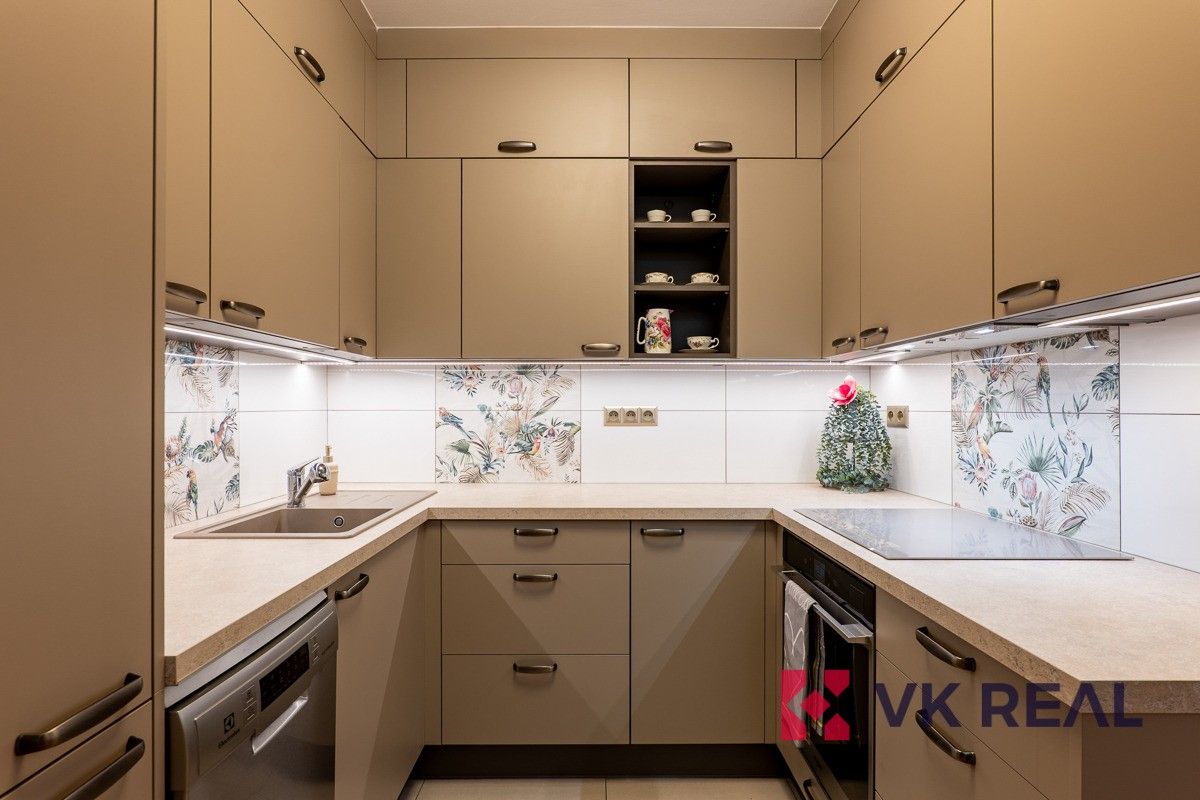 Prodej bytu 2+kk 63 m² - foto 12