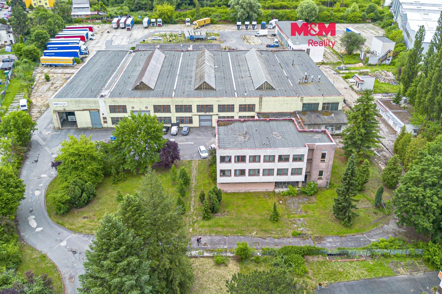 Prodej komerčního prostoru 4992 m² - foto 1