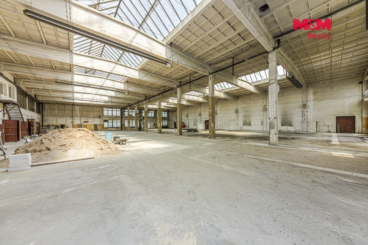 Prodej komerčního prostoru 4992 m² - foto 18