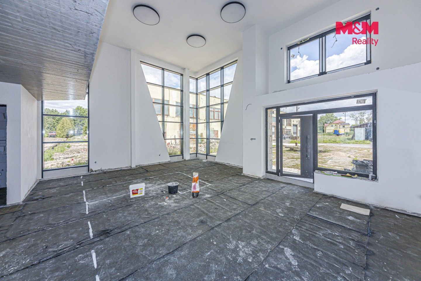 Prodej komerčního prostoru 4992 m² - foto 24