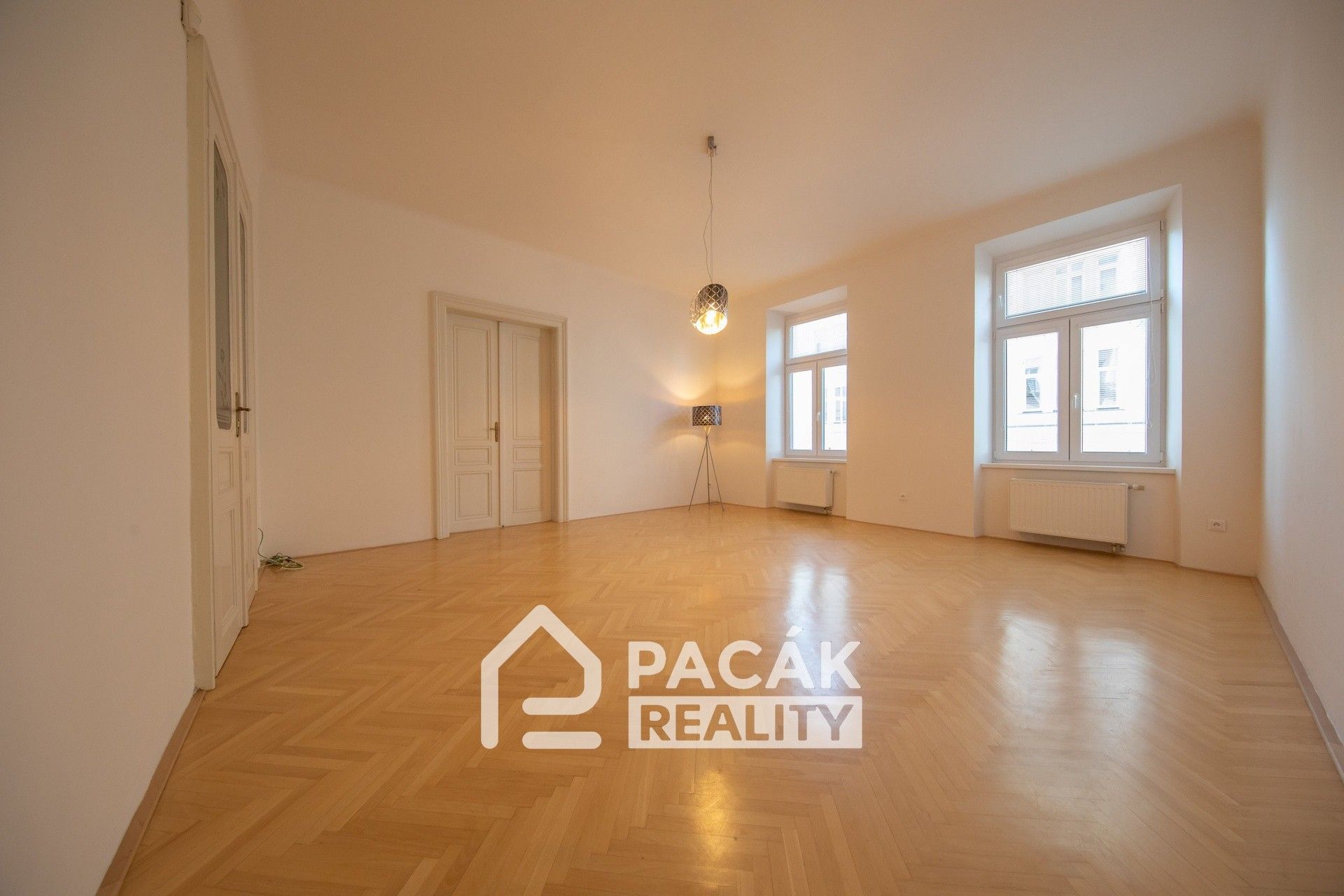 Pronájem bytu 3+1 123 m² - foto 5
