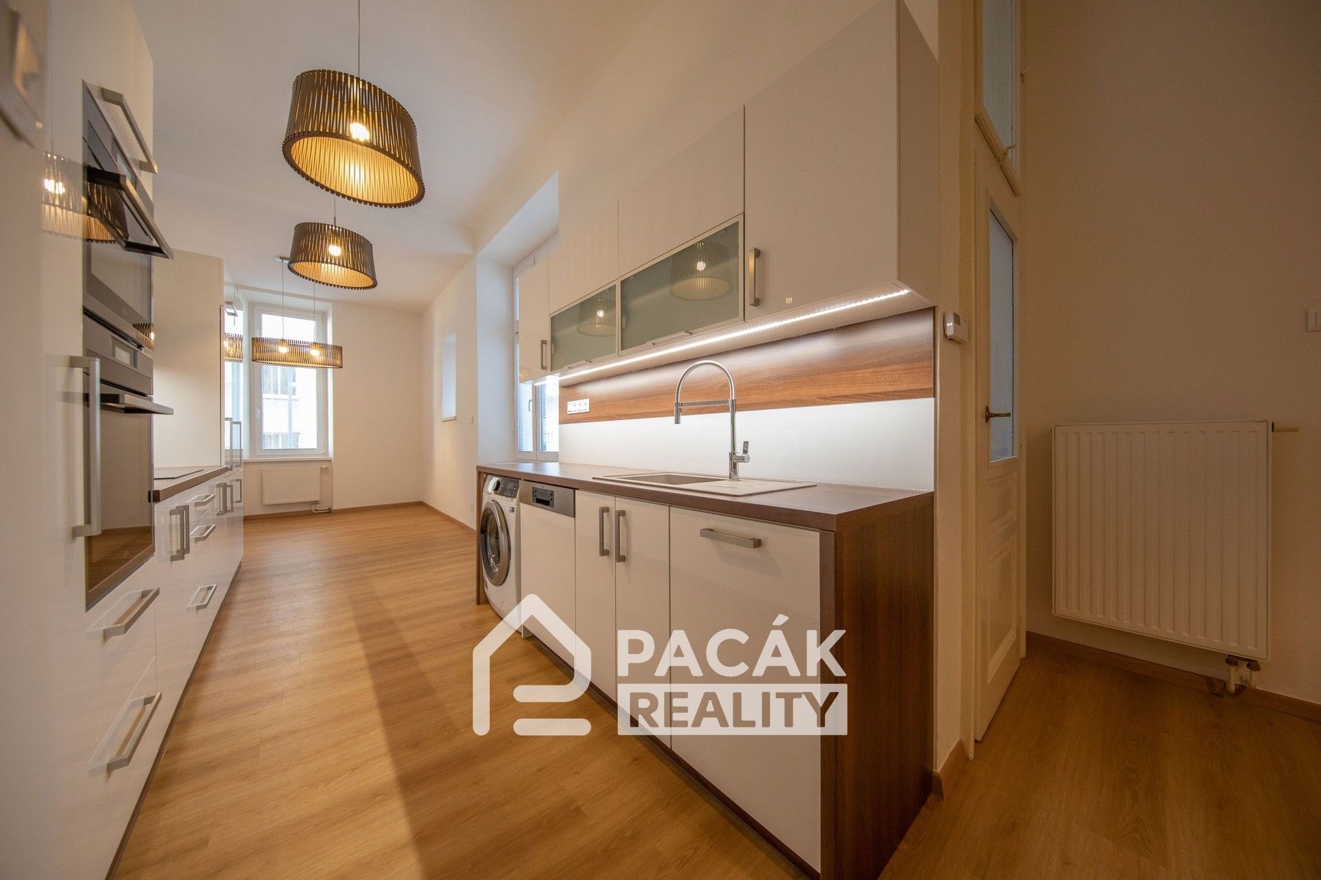 Pronájem bytu 3+1 123 m² - foto 13
